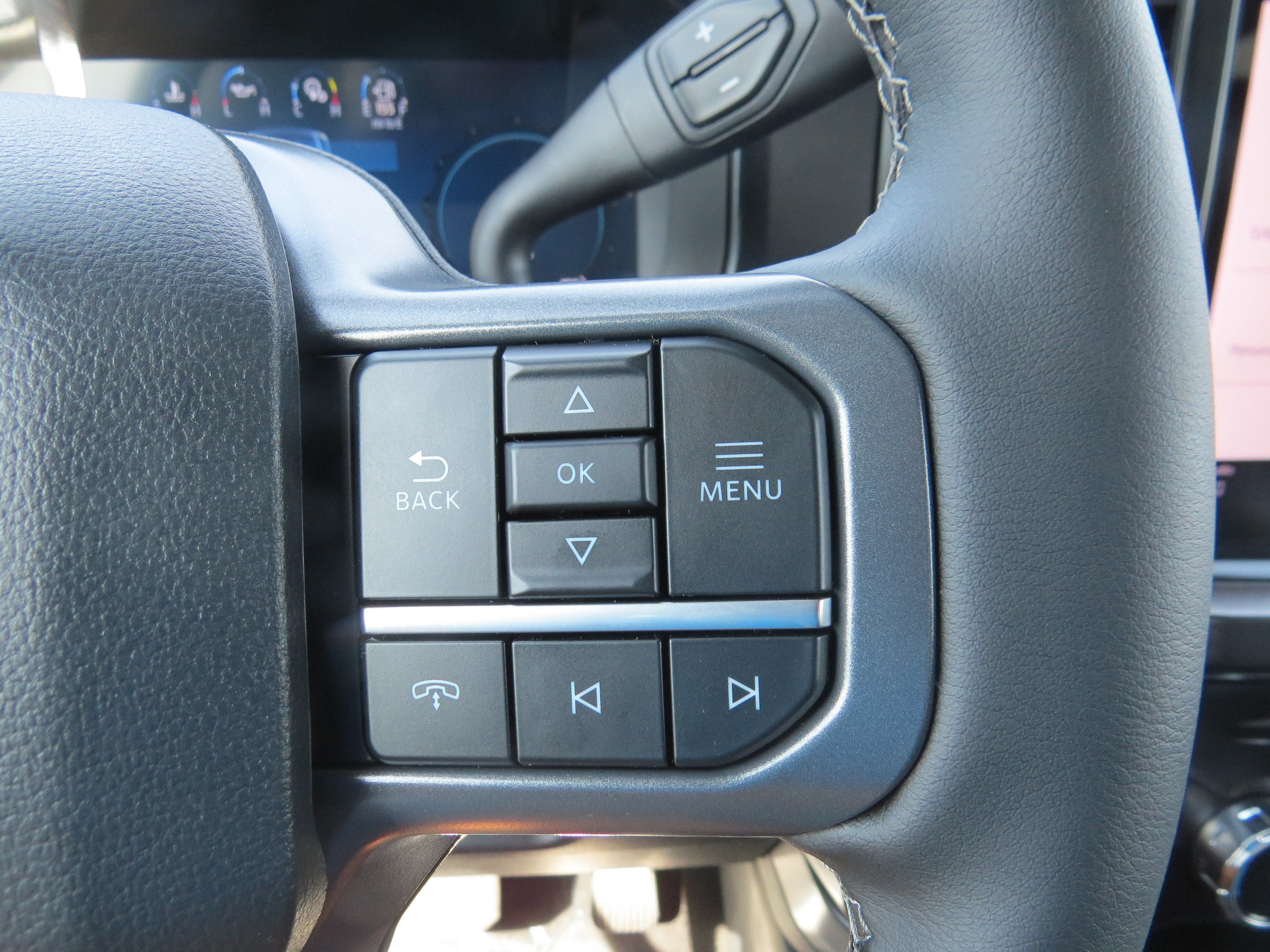 2027 Ford Super Duty F-250 SRW LARIAT