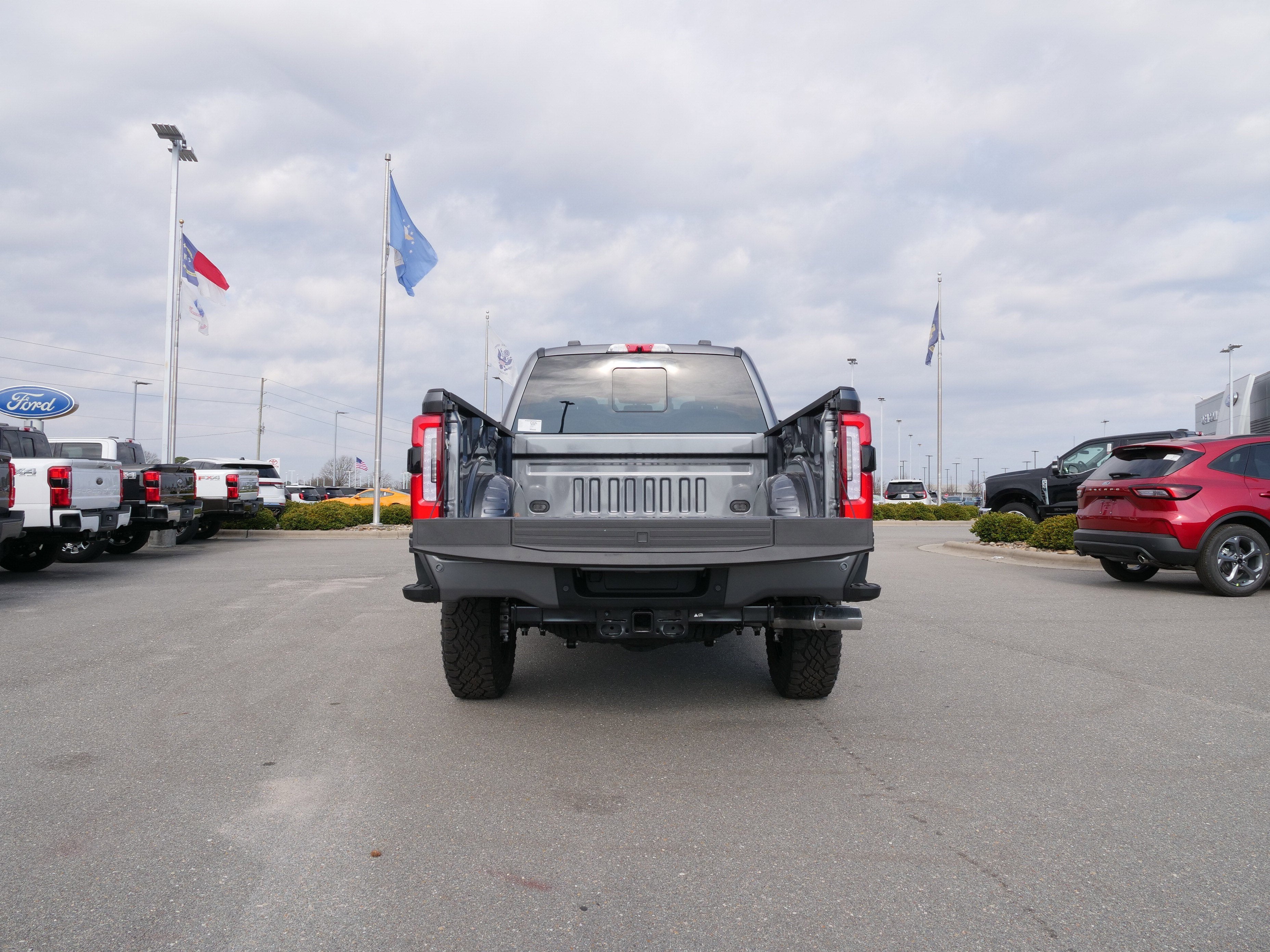 2026 Ford Super Duty F-250 SRW Platinum
