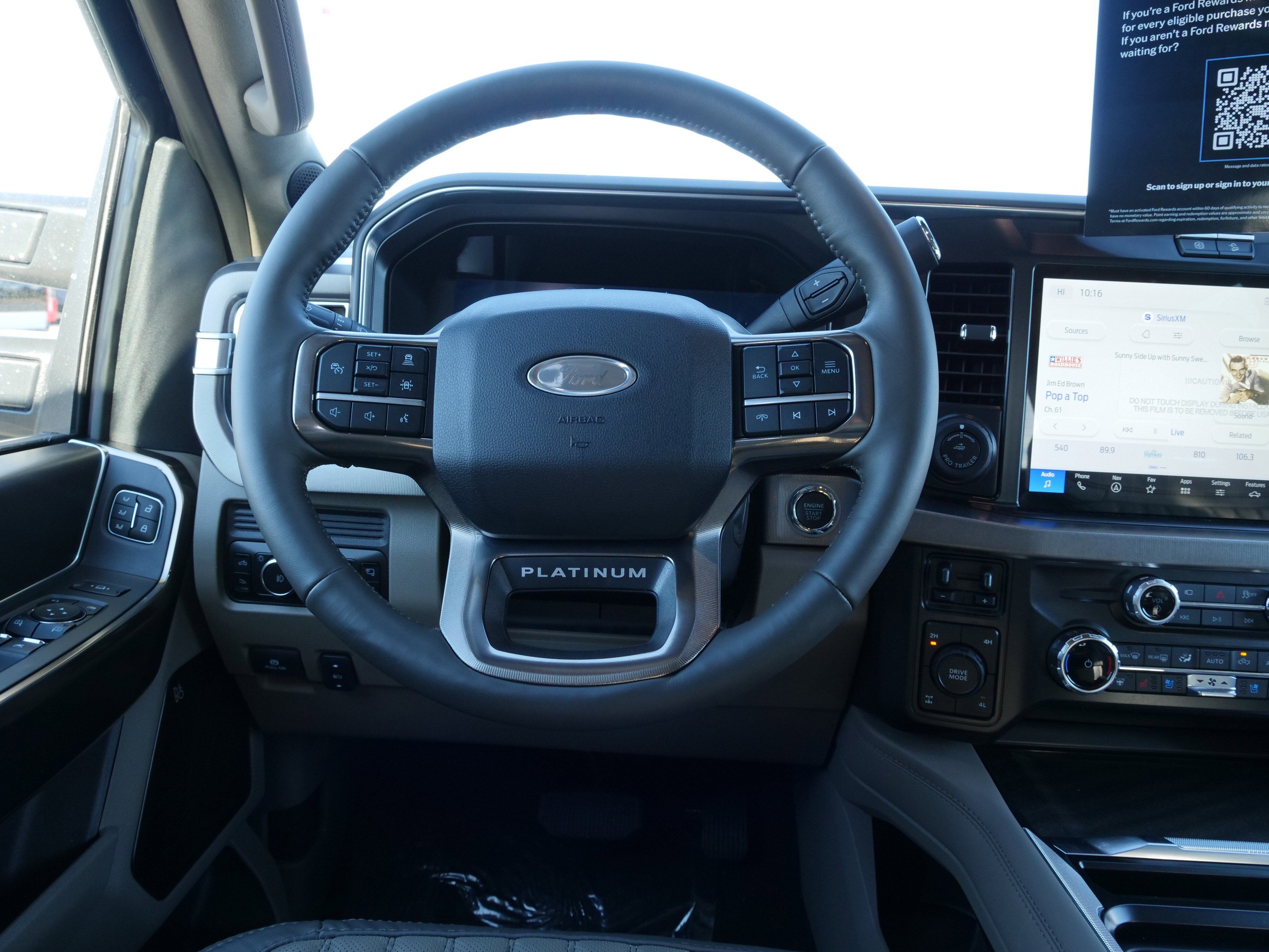 2026 Ford Super Duty F-250 SRW Platinum