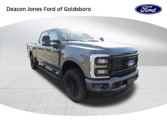 2027 Ford Super Duty F-250 SRW XLT