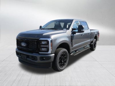 2027 Ford Super Duty F-250 SRW XLT