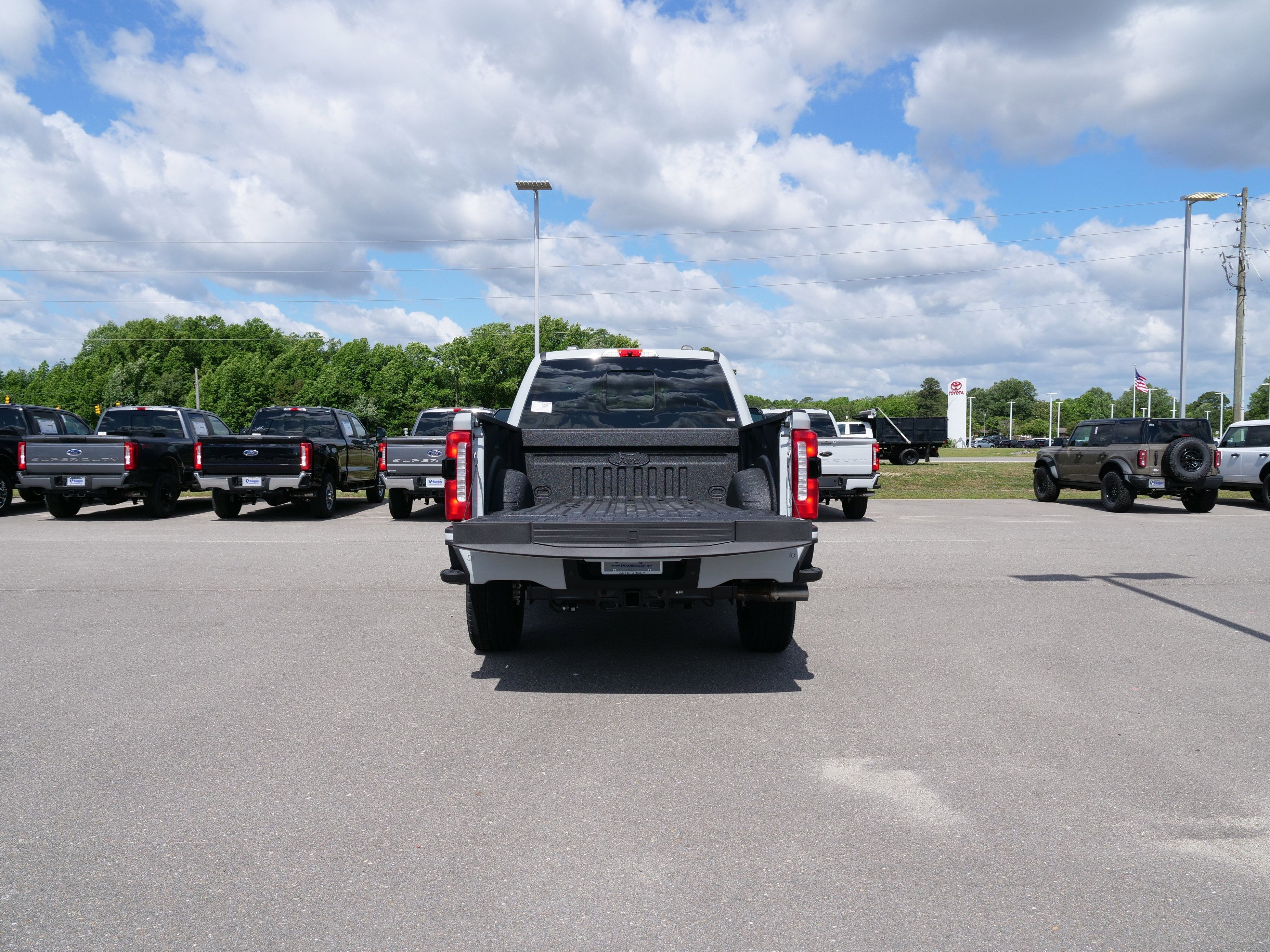 2026 Ford Super Duty F-250 SRW LARIAT