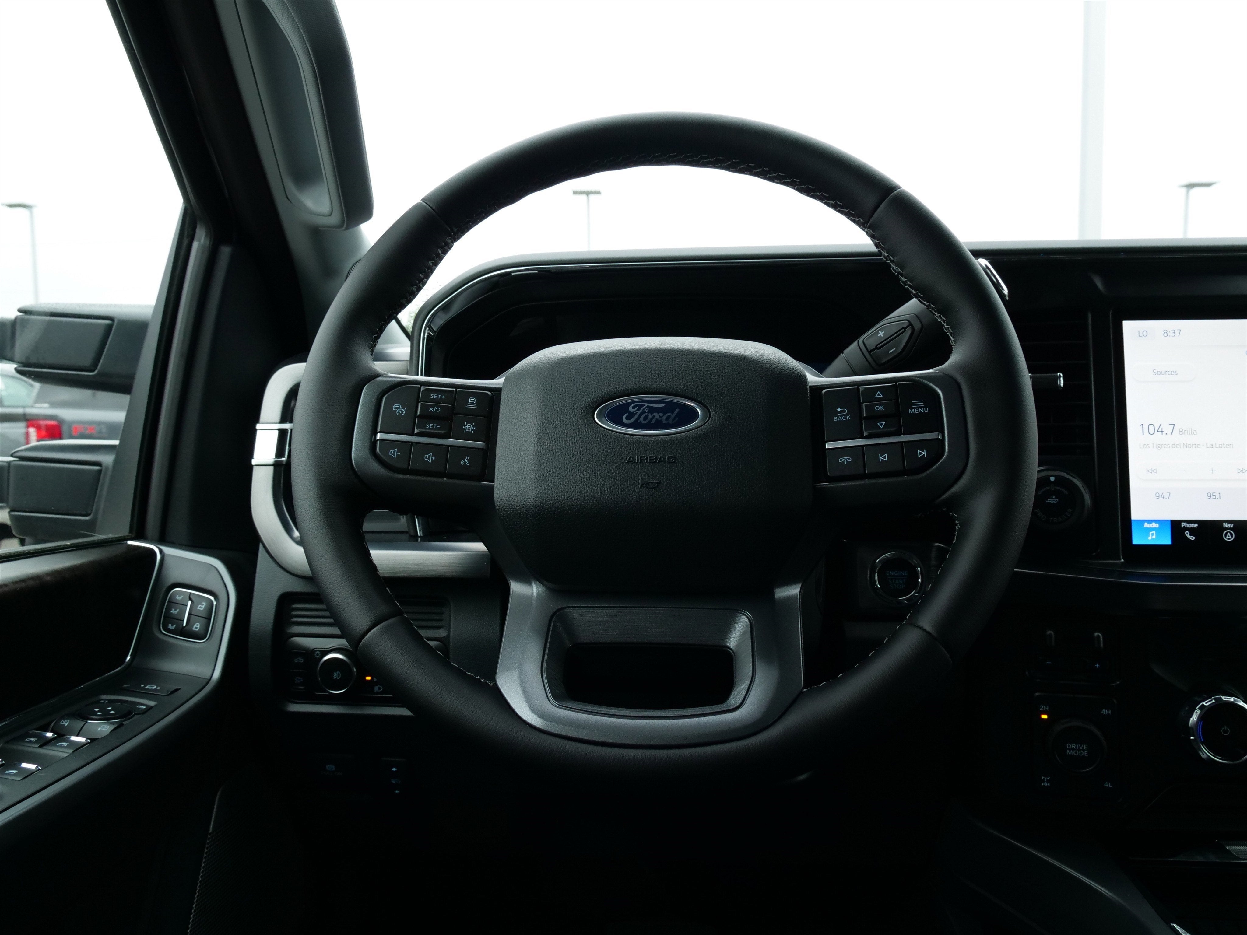 2025 Ford Super Duty F-250 SRW LARIAT