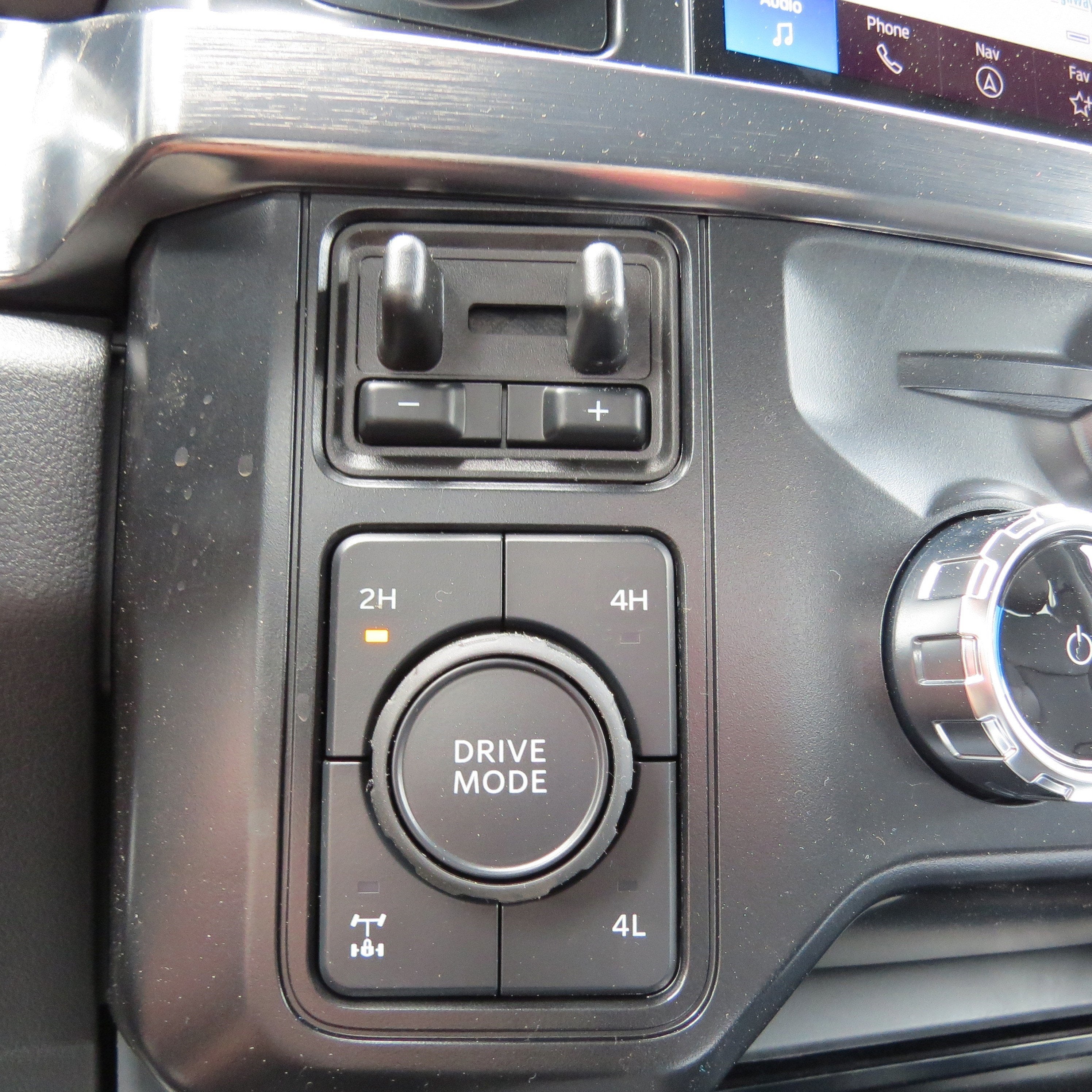 2025 Ford Super Duty F-350 SRW LARIAT