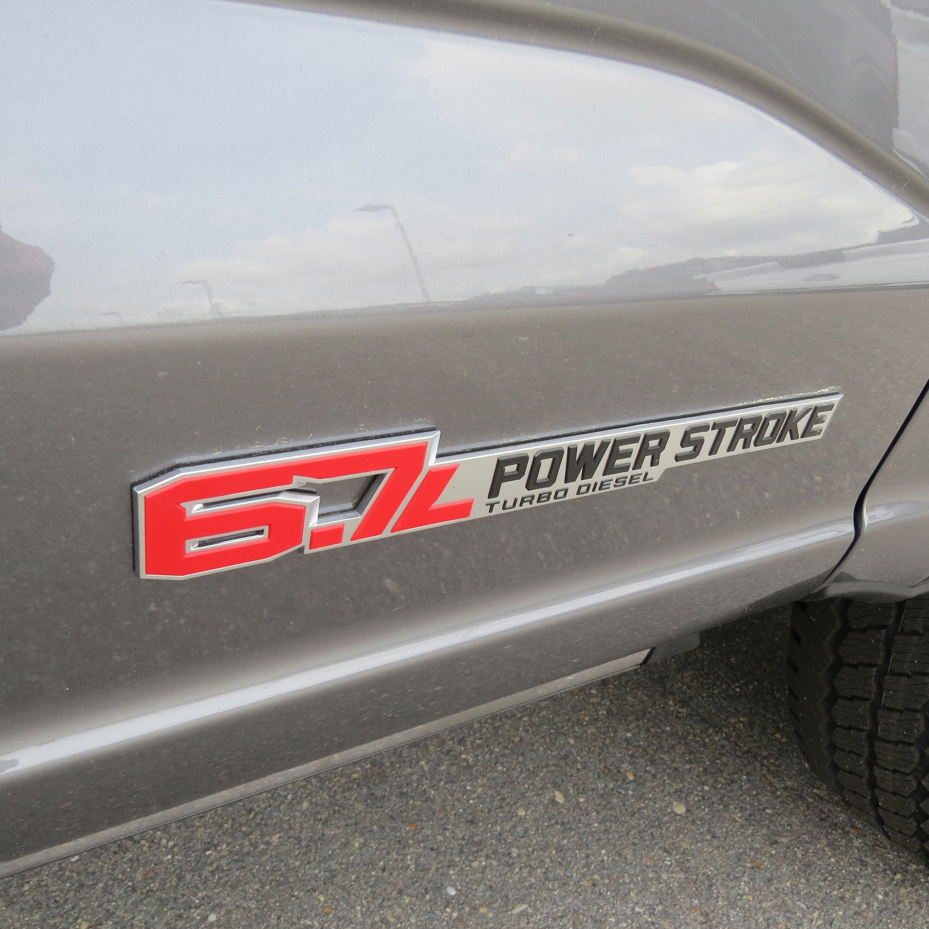 2025 Ford Super Duty F-350 SRW LARIAT