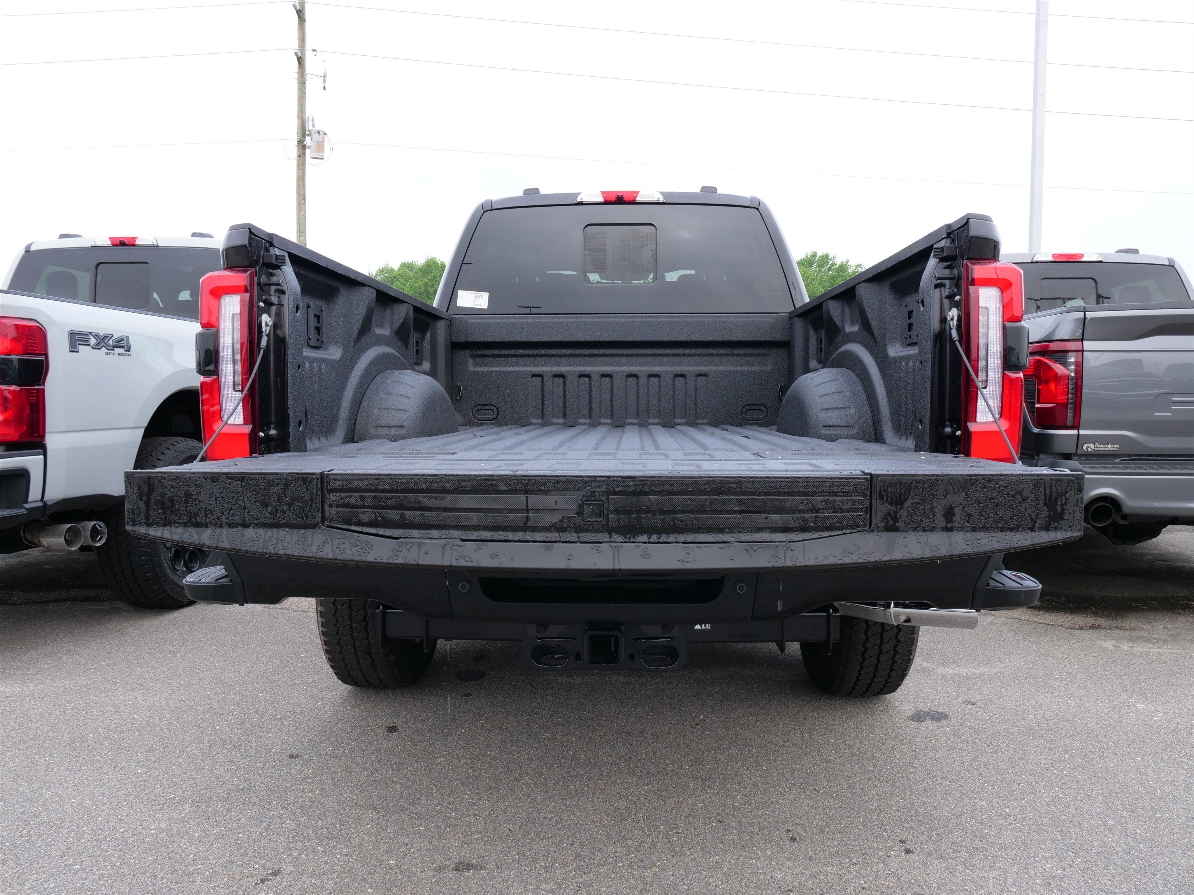 2025 Ford Super Duty F-350 SRW Platinum