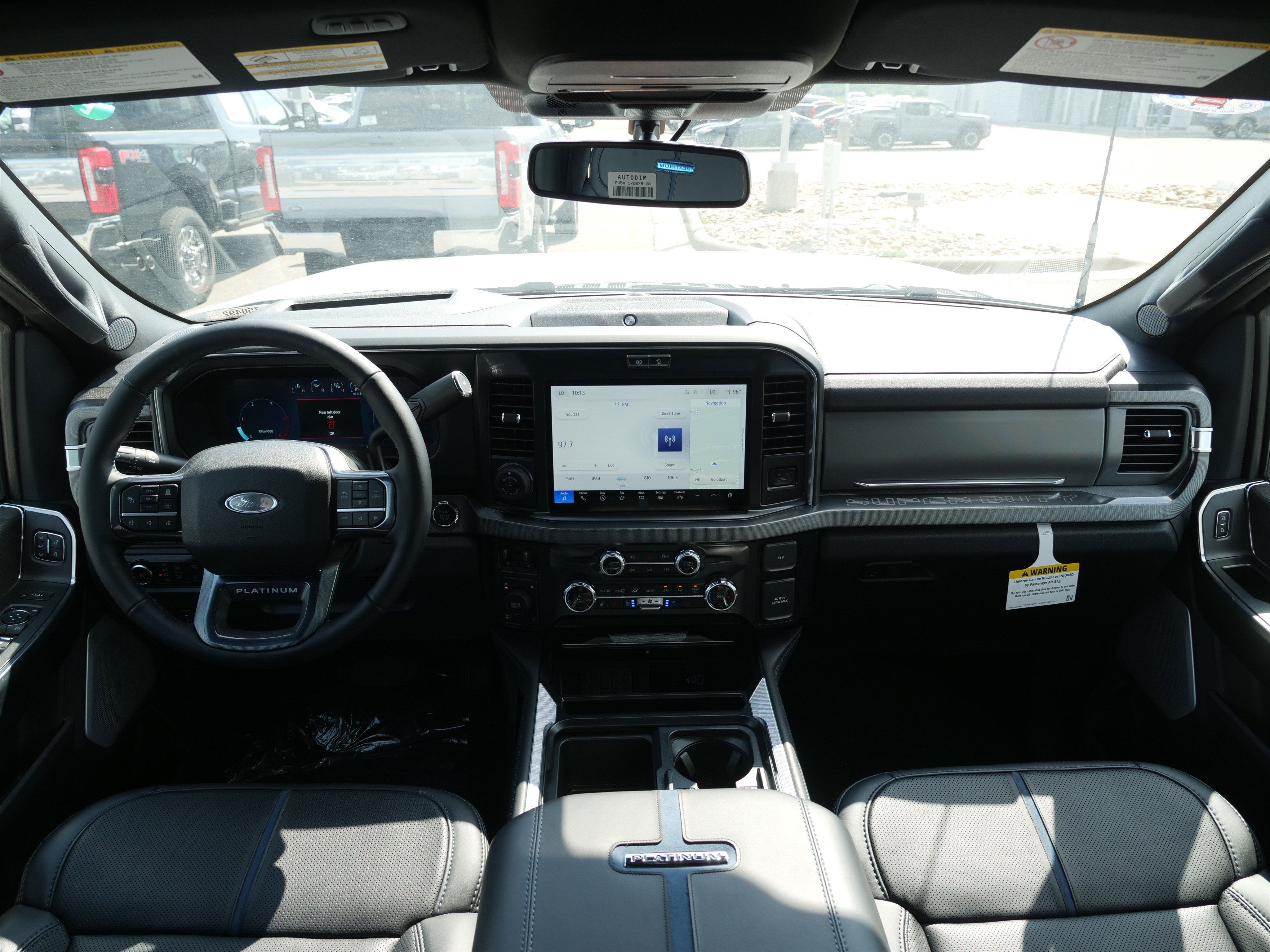 2025 Ford Super Duty F-350 SRW Platinum