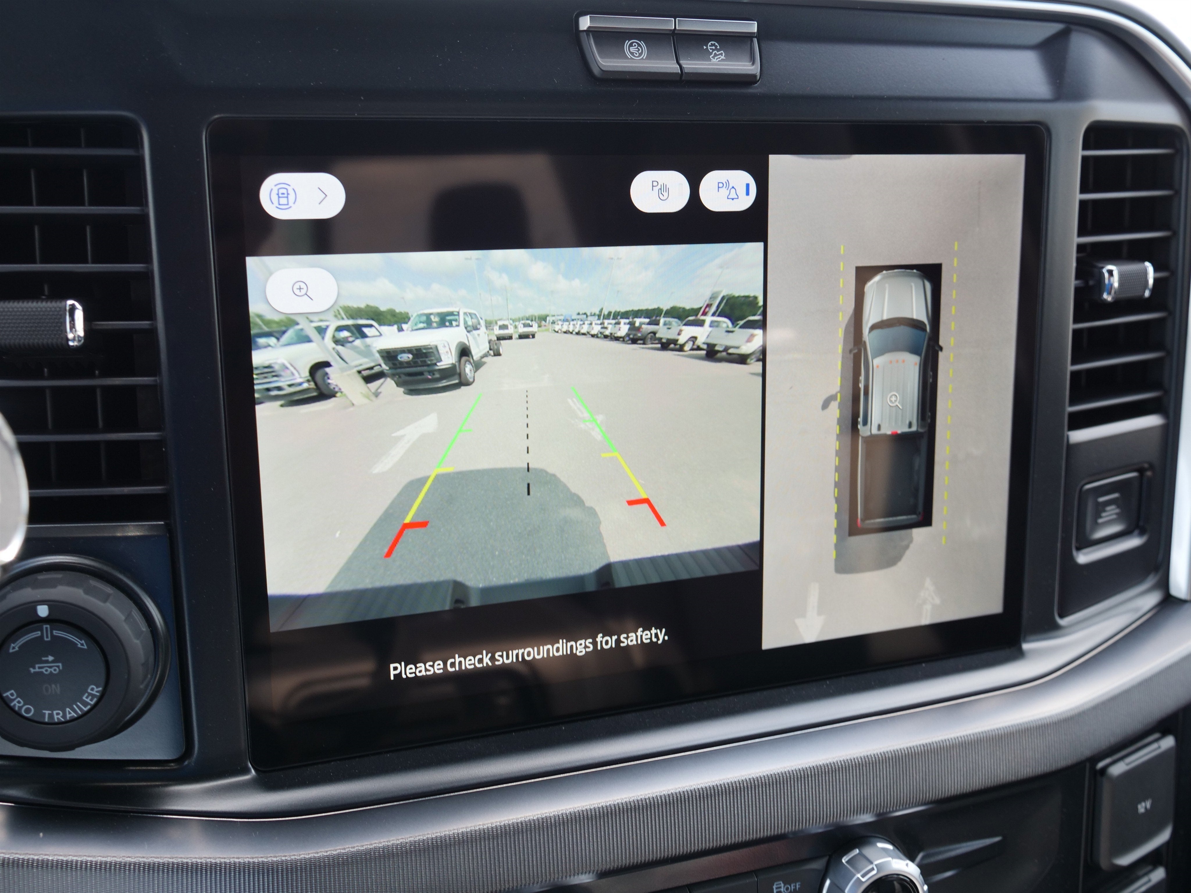 2025 Ford Super Duty F-350 SRW Platinum