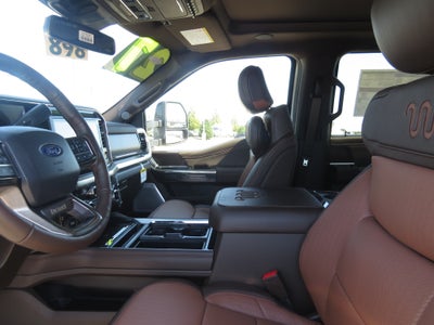 2027 Ford Super Duty F-350 SRW King Ranch