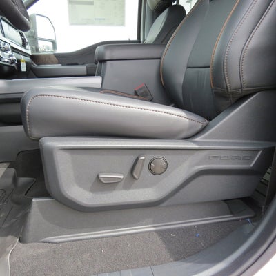 2025 Ford Super Duty F-350 SRW LARIAT