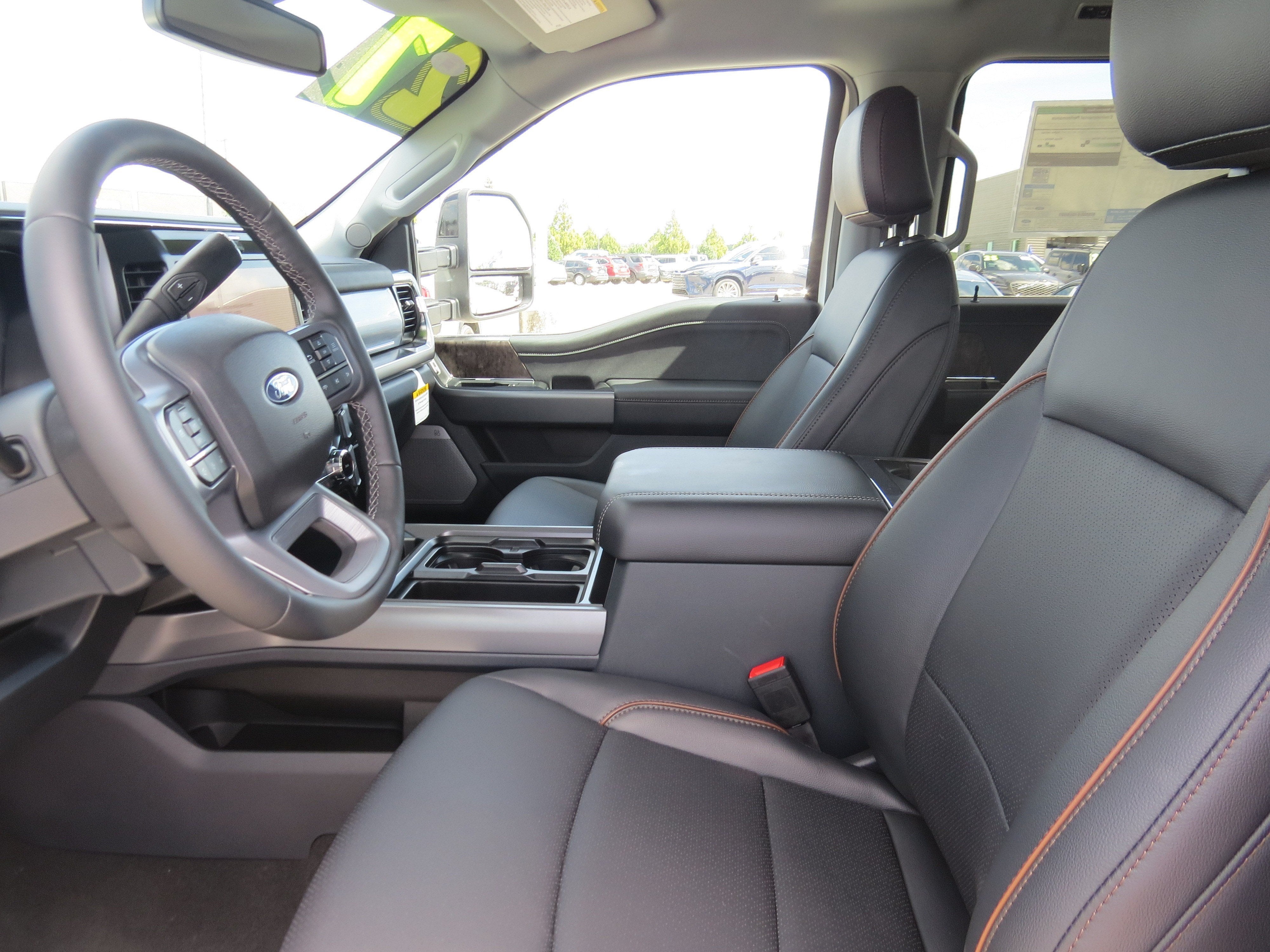 2027 Ford Super Duty F-350 SRW LARIAT