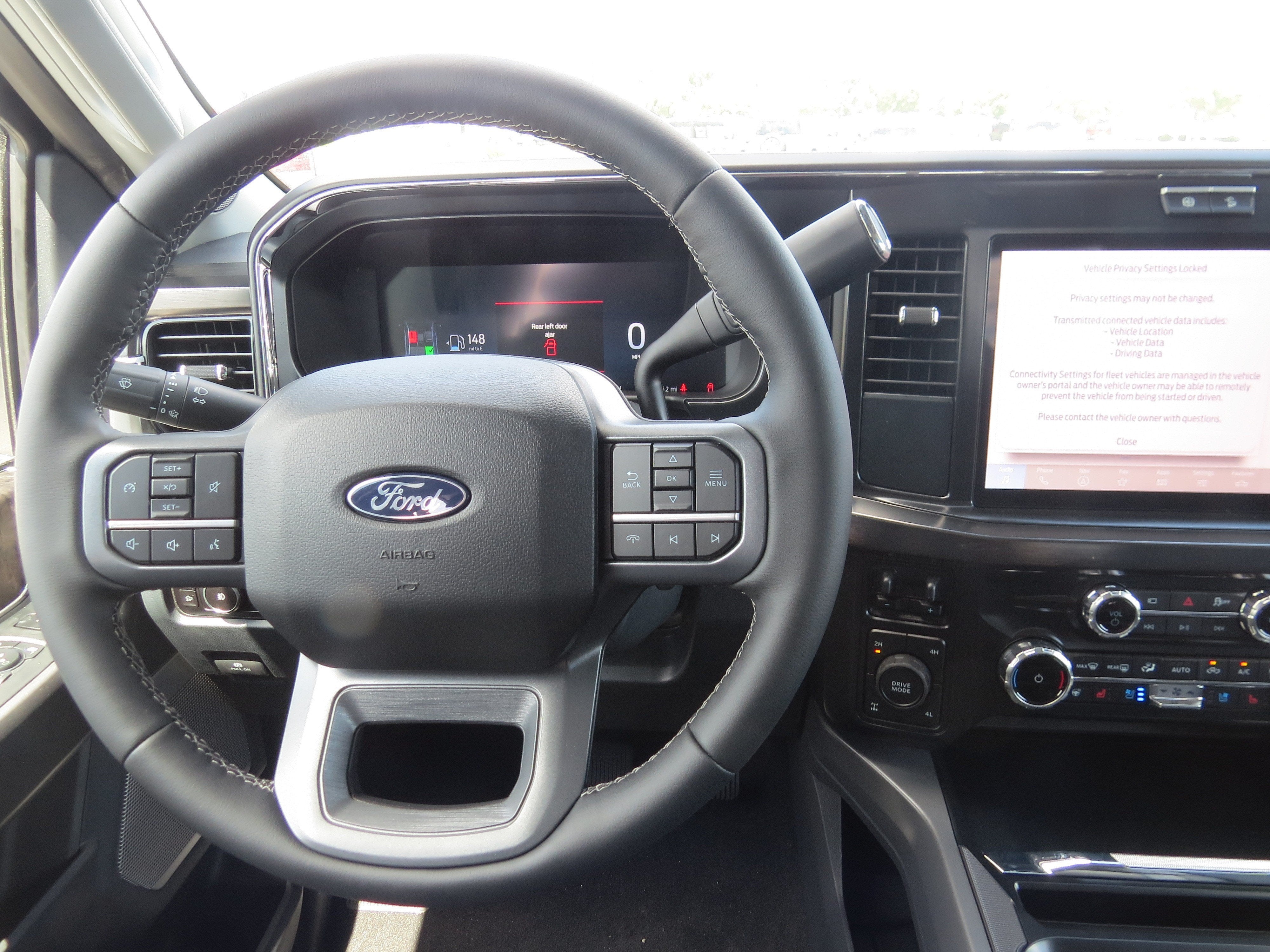 2027 Ford Super Duty F-350 SRW LARIAT
