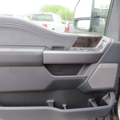 2025 Ford Super Duty F-350 SRW LARIAT