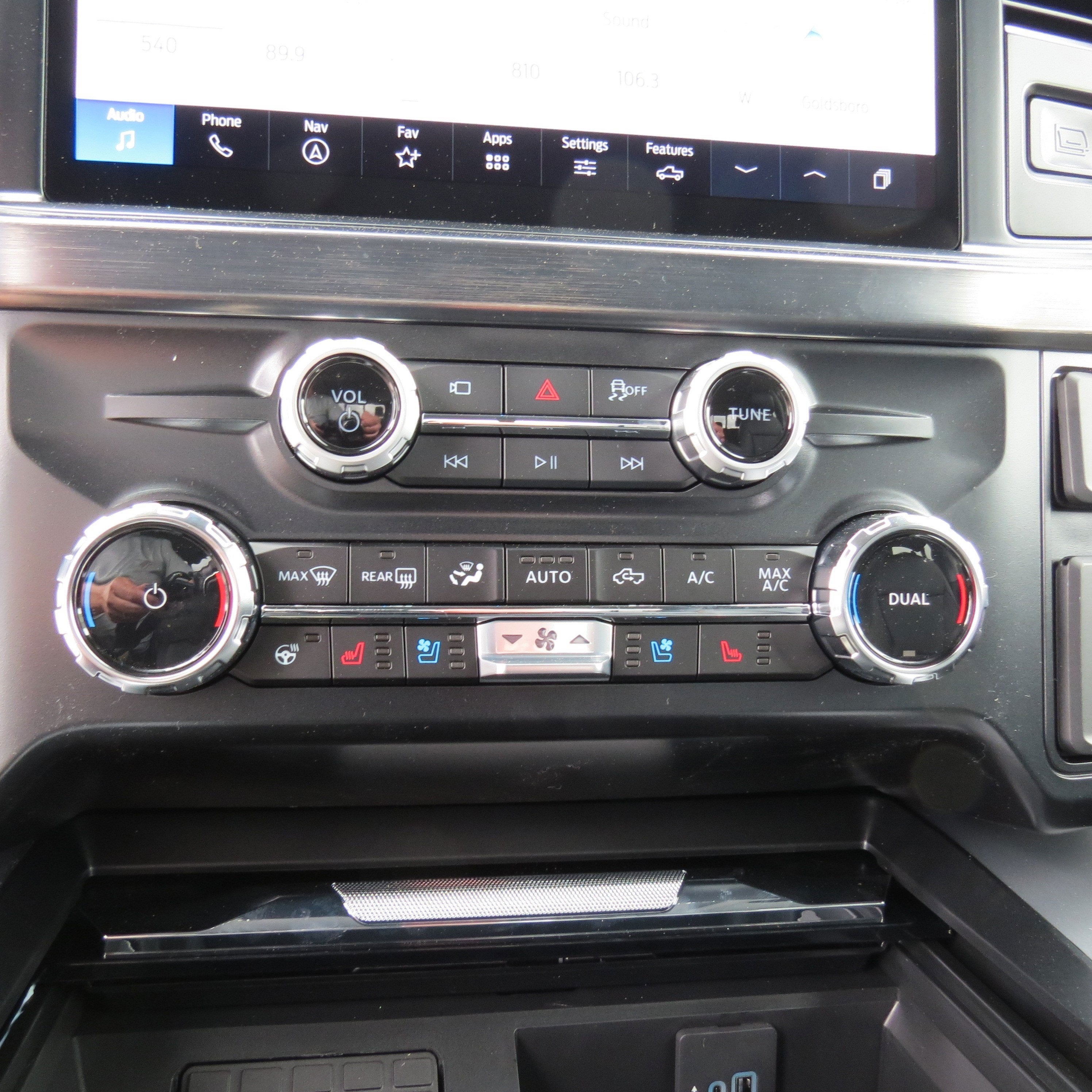 2025 Ford Super Duty F-350 SRW LARIAT