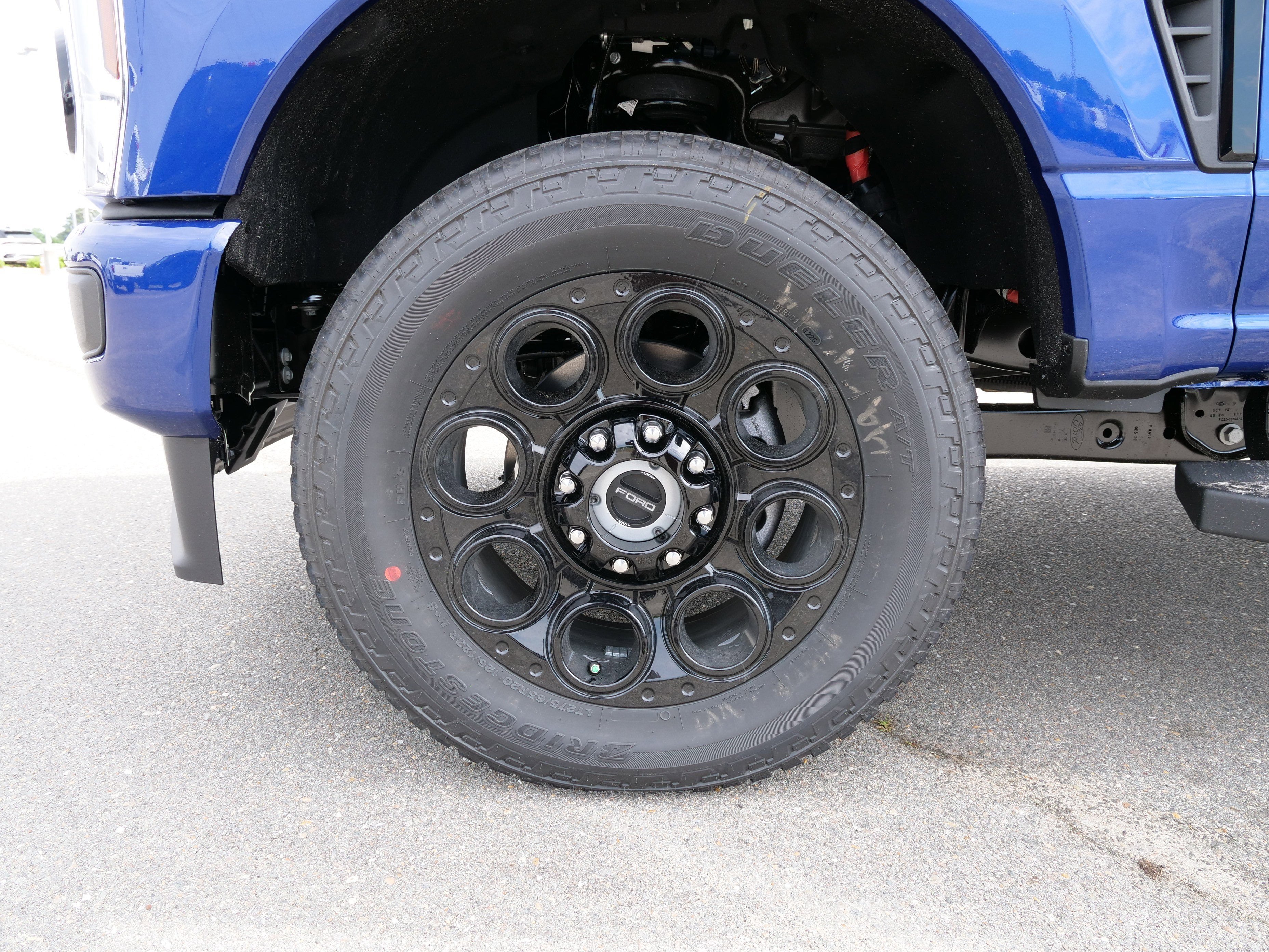 2026 Ford Super Duty F-350 SRW LARIAT