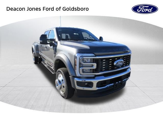 2027 Ford Super Duty F-450 DRW LARIAT