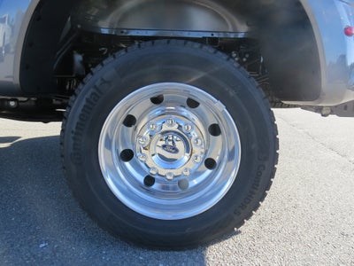 2027 Ford Super Duty F-450 DRW LARIAT