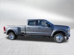 2027 Ford Super Duty F-450 DRW LARIAT