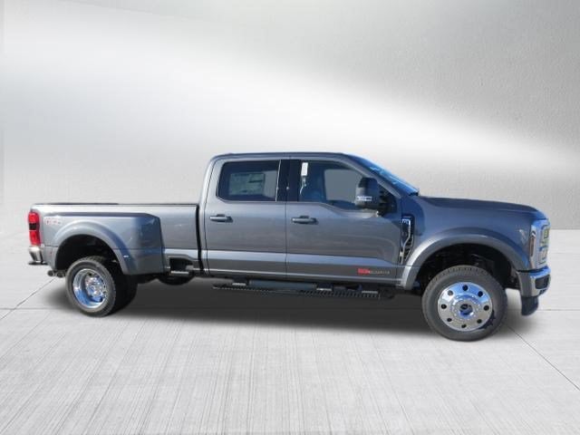 2027 Ford Super Duty F-450 DRW LARIAT