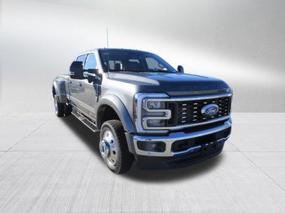 2027 Ford Super Duty F-450 DRW LARIAT