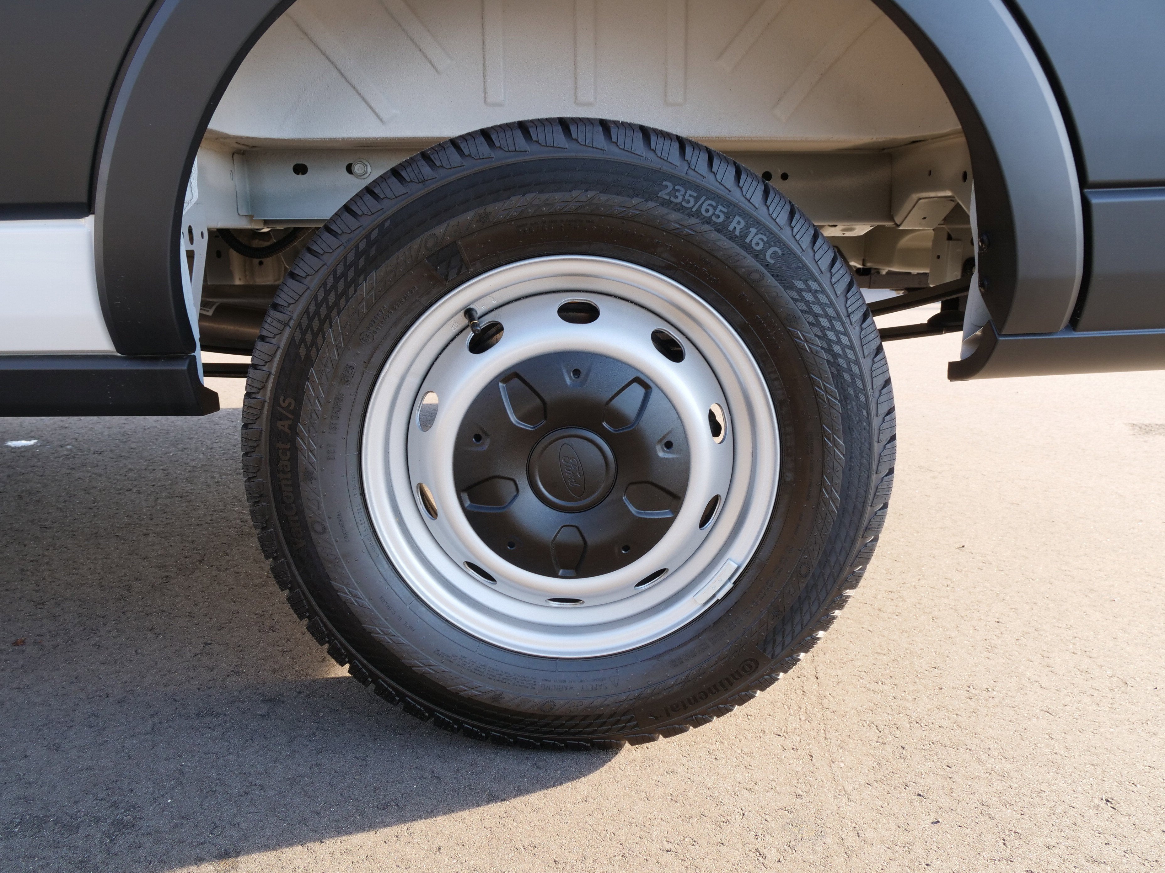 2026 Ford Transit Cargo Van Base