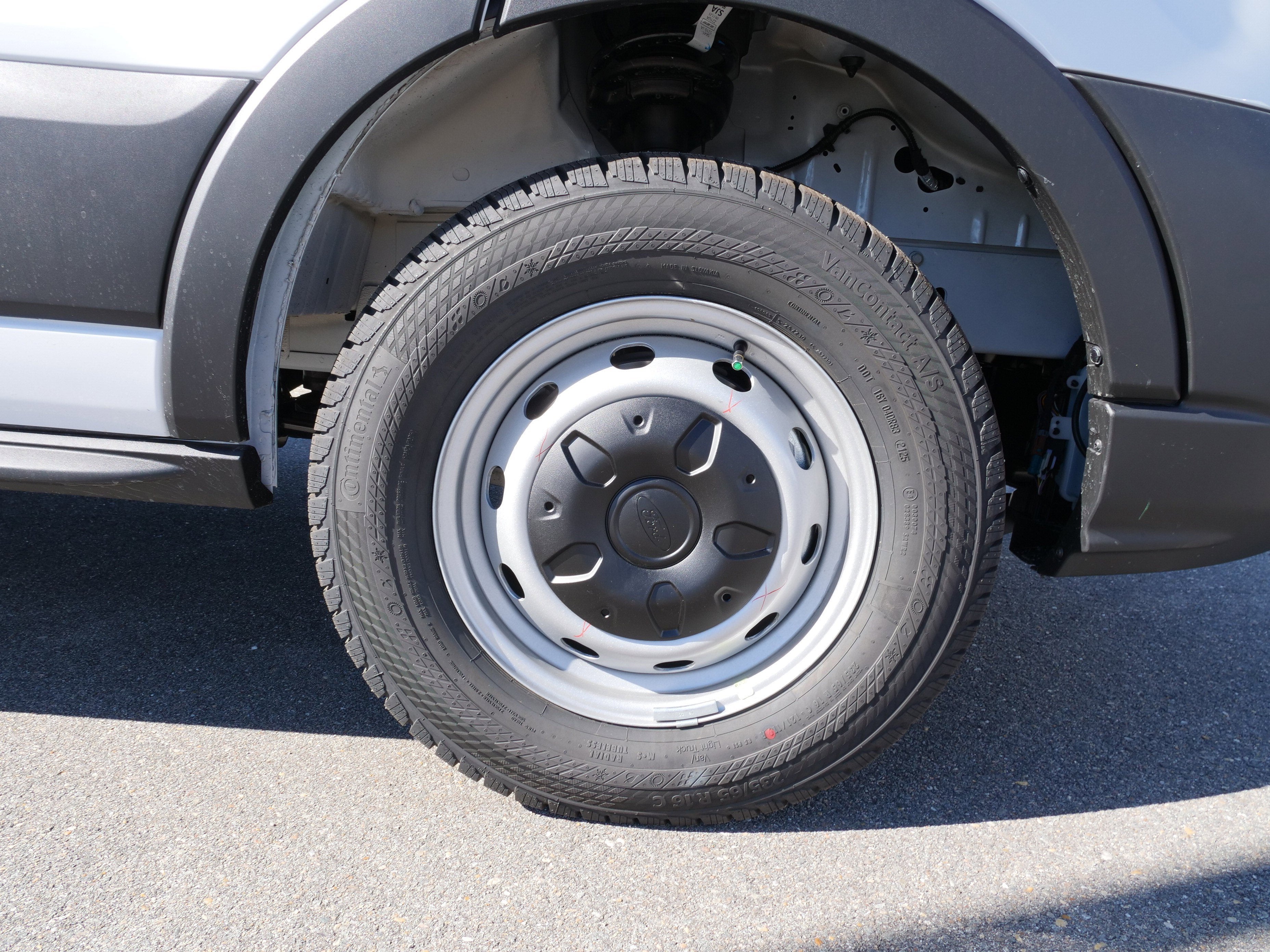 2026 Ford Transit Cargo Van Base