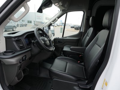 2026 Ford Transit Cargo Van Base