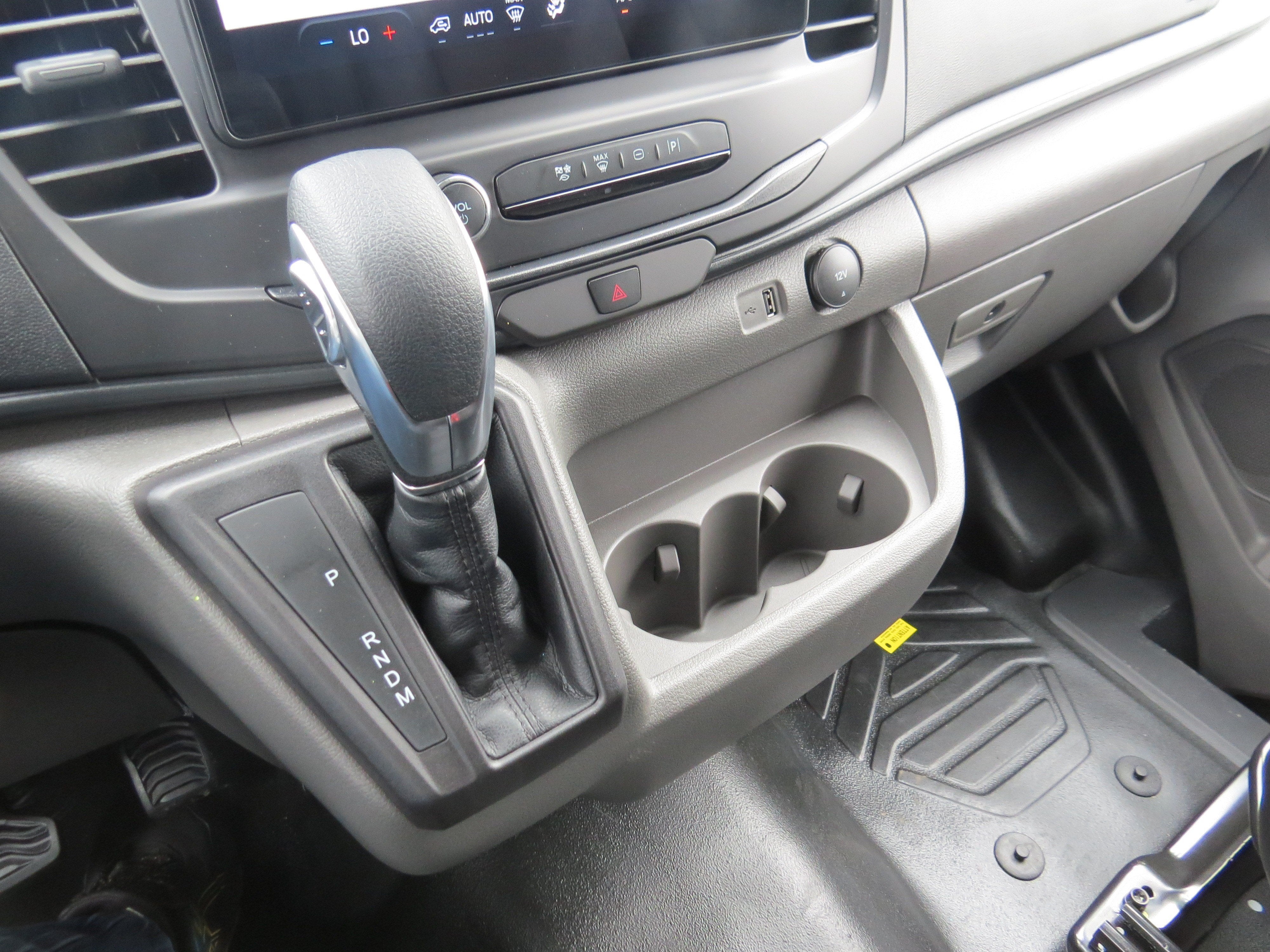 2027 Ford Transit Cargo Van Base