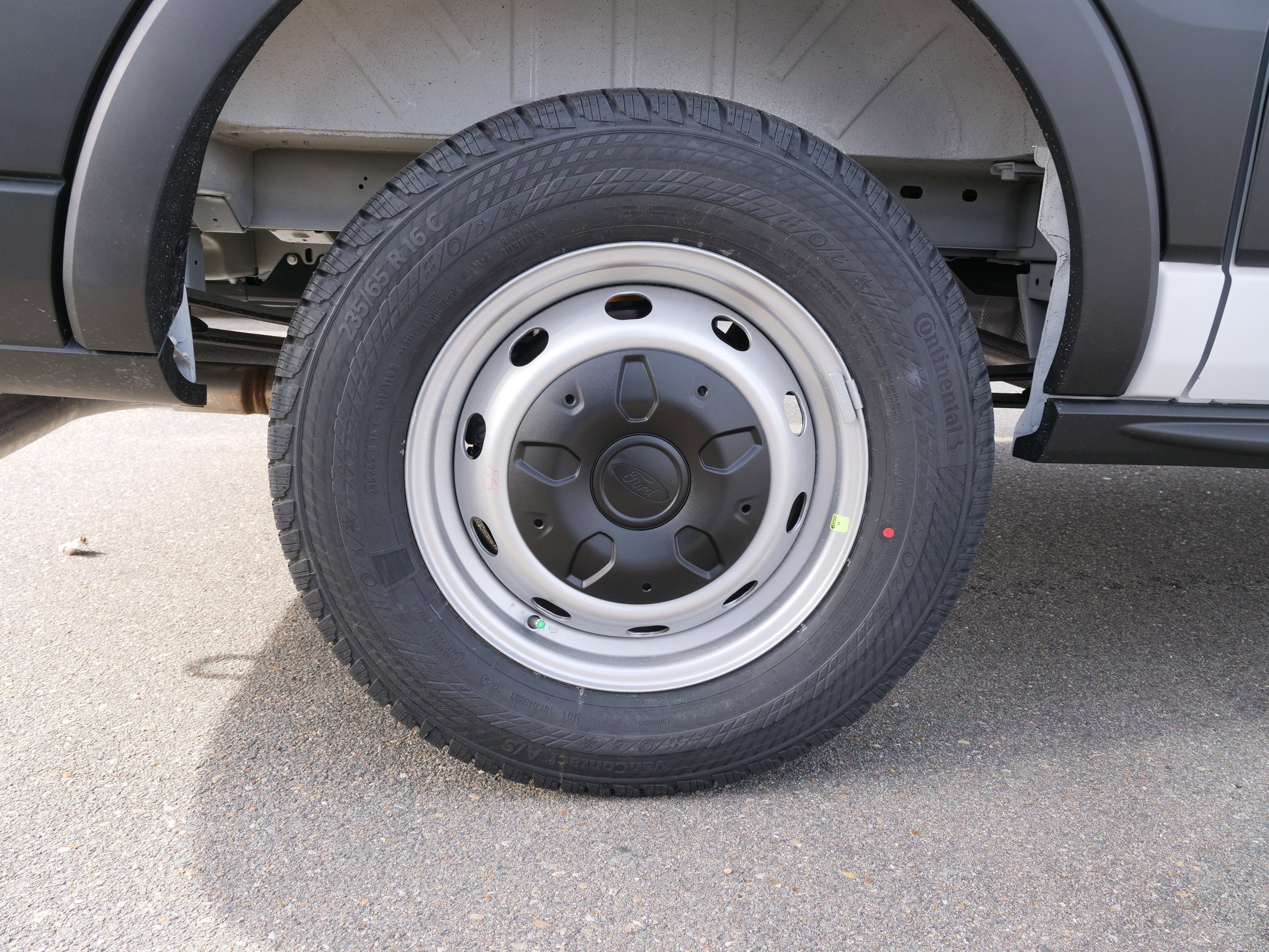 2026 Ford Transit Cargo Van Base