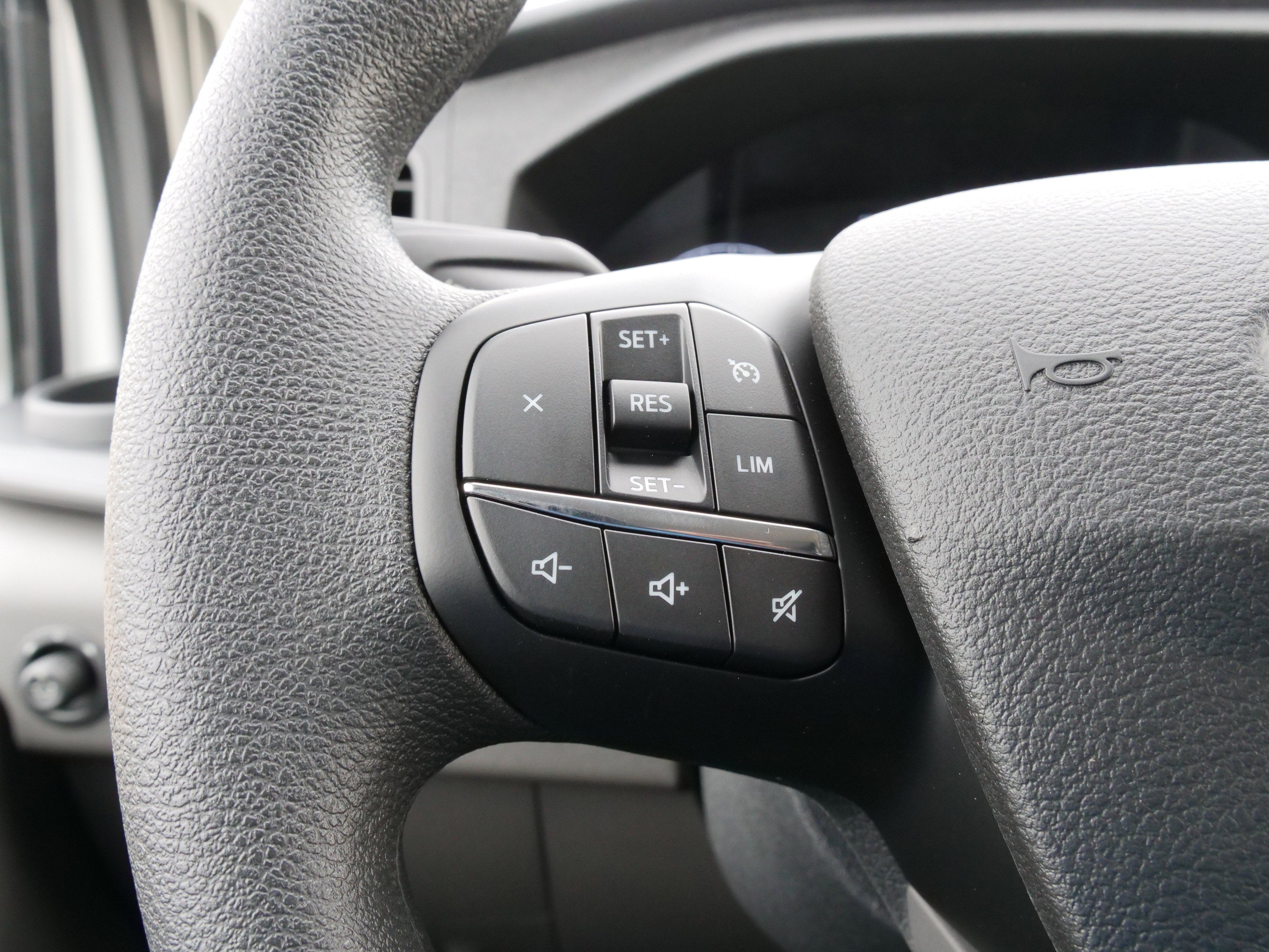 2025 Ford Transit Cargo Van Base