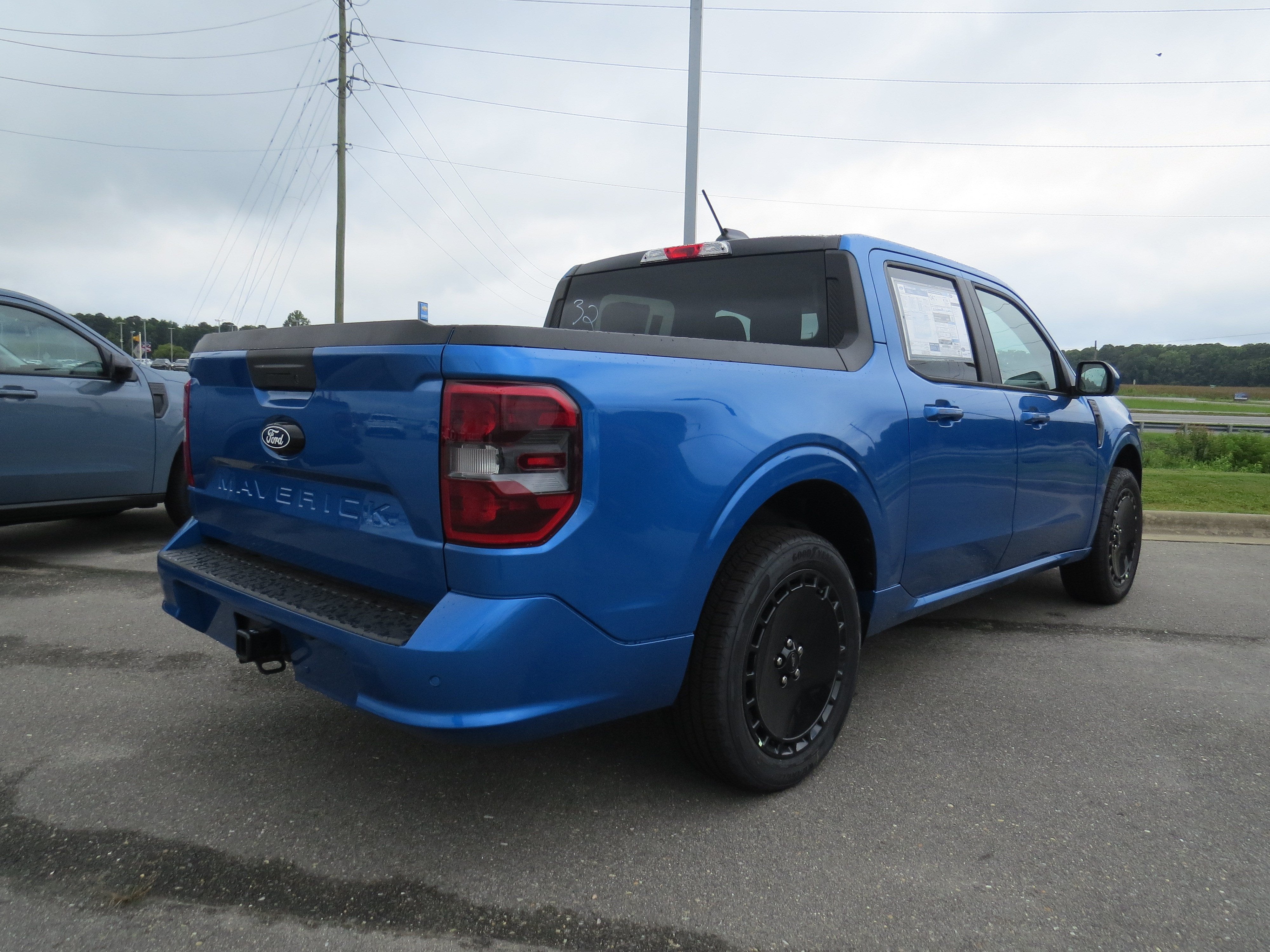 2026 Ford Maverick Lobo Standard