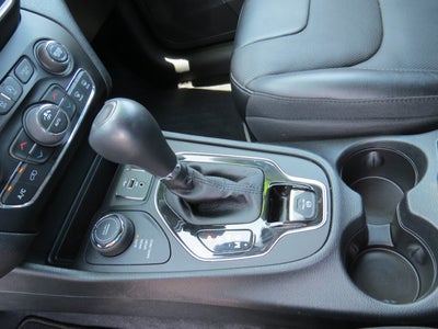 2023 Jeep Cherokee Altitude Lux