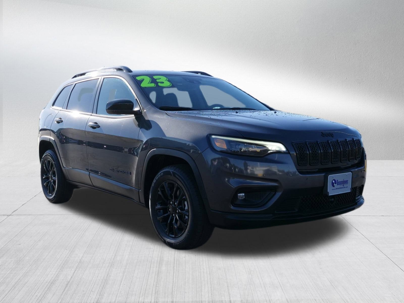 2023 Jeep Cherokee Altitude Lux