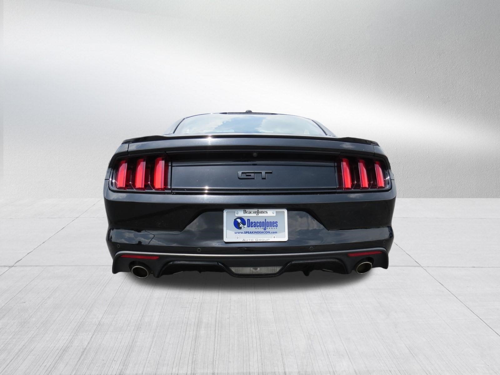 2016 Ford Mustang Base