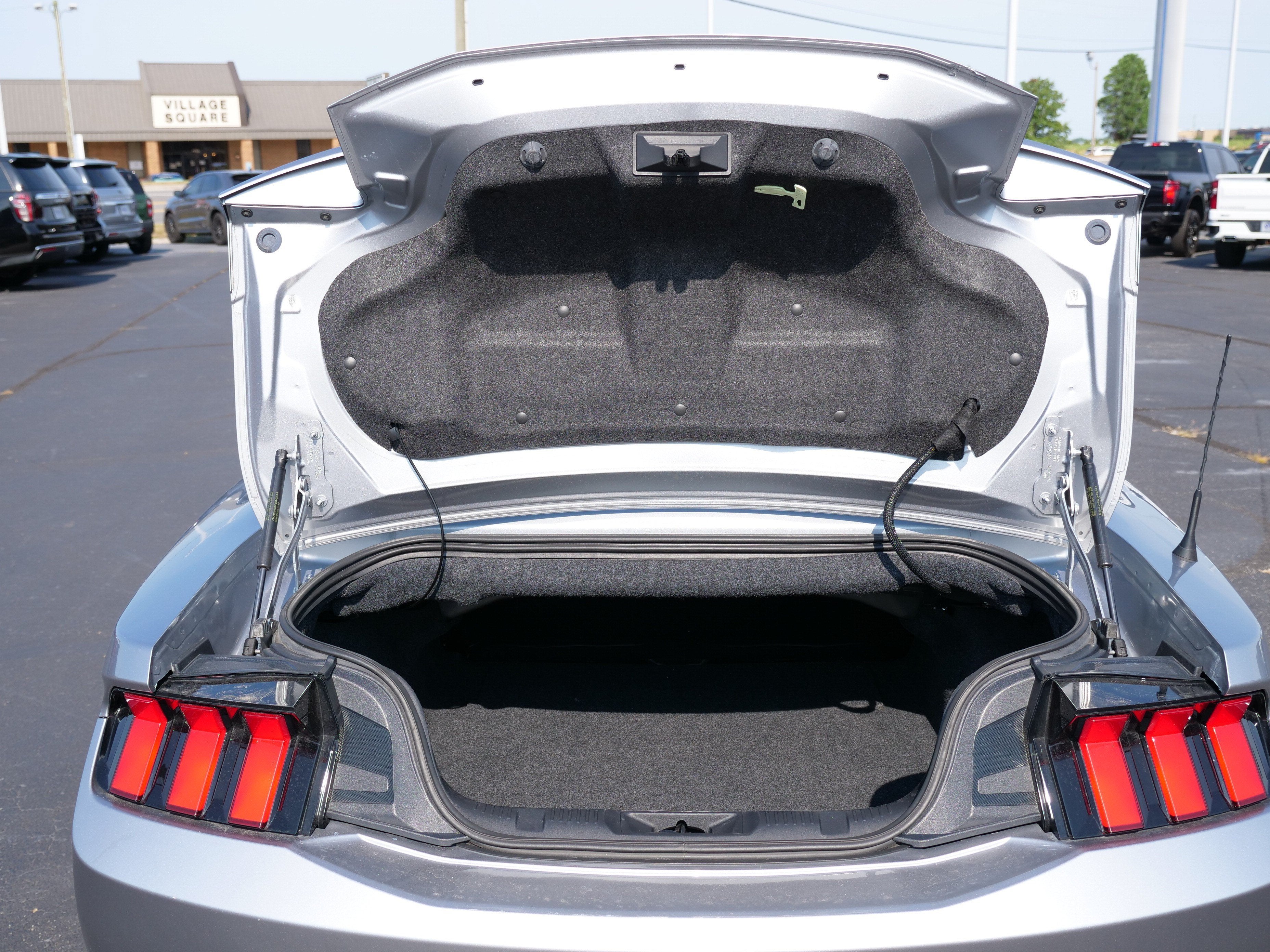 2025 Ford Mustang Base