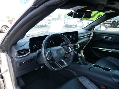 2025 Ford Mustang Base