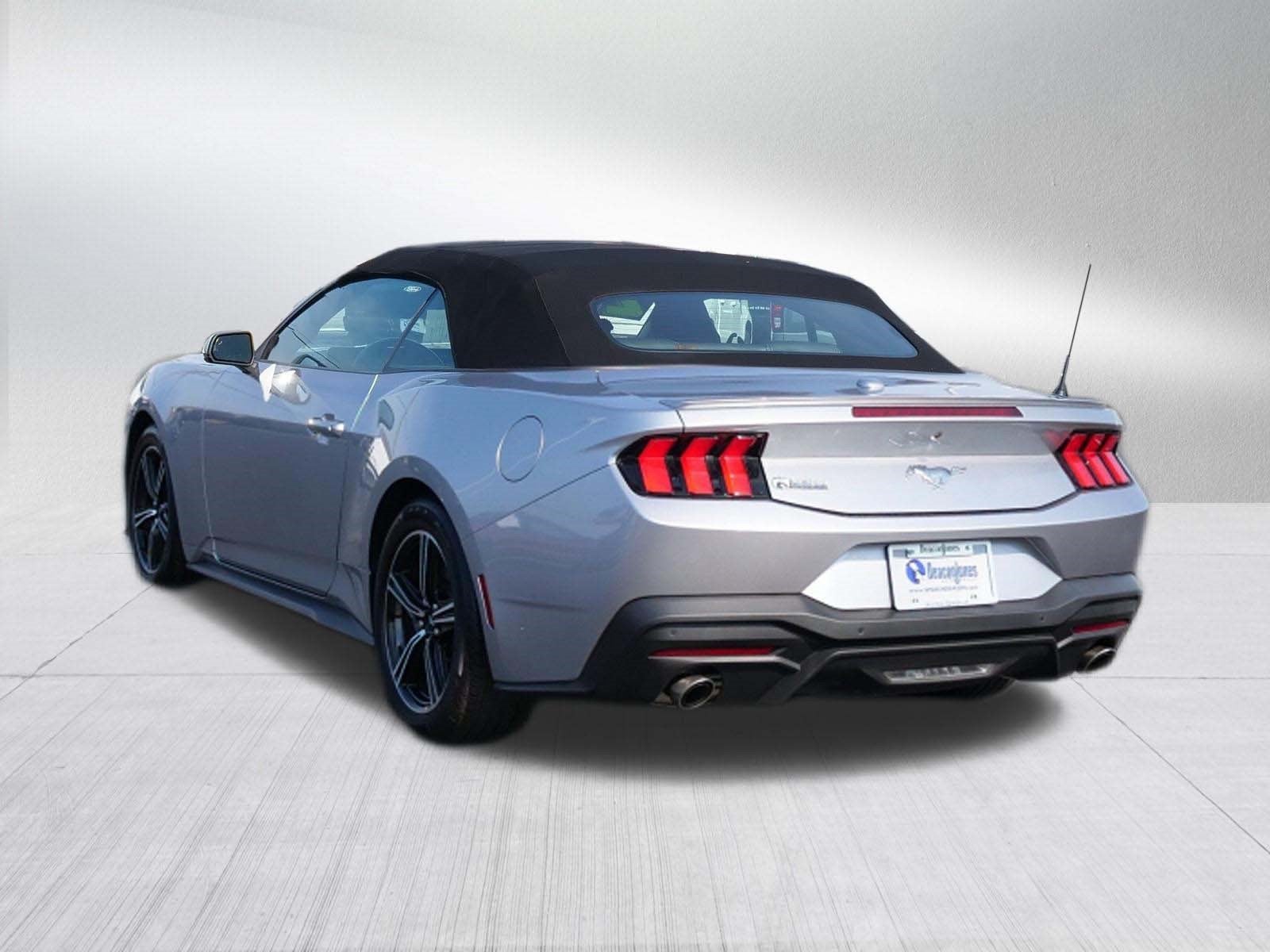 2025 Ford Mustang Base