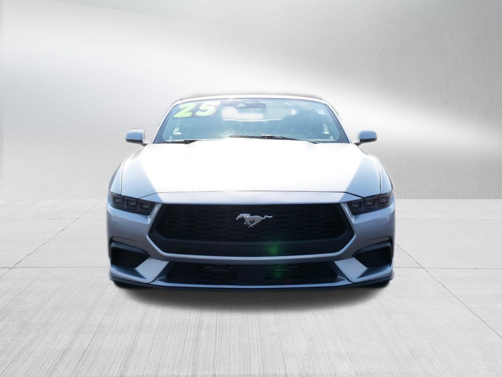 2025 Ford Mustang Base