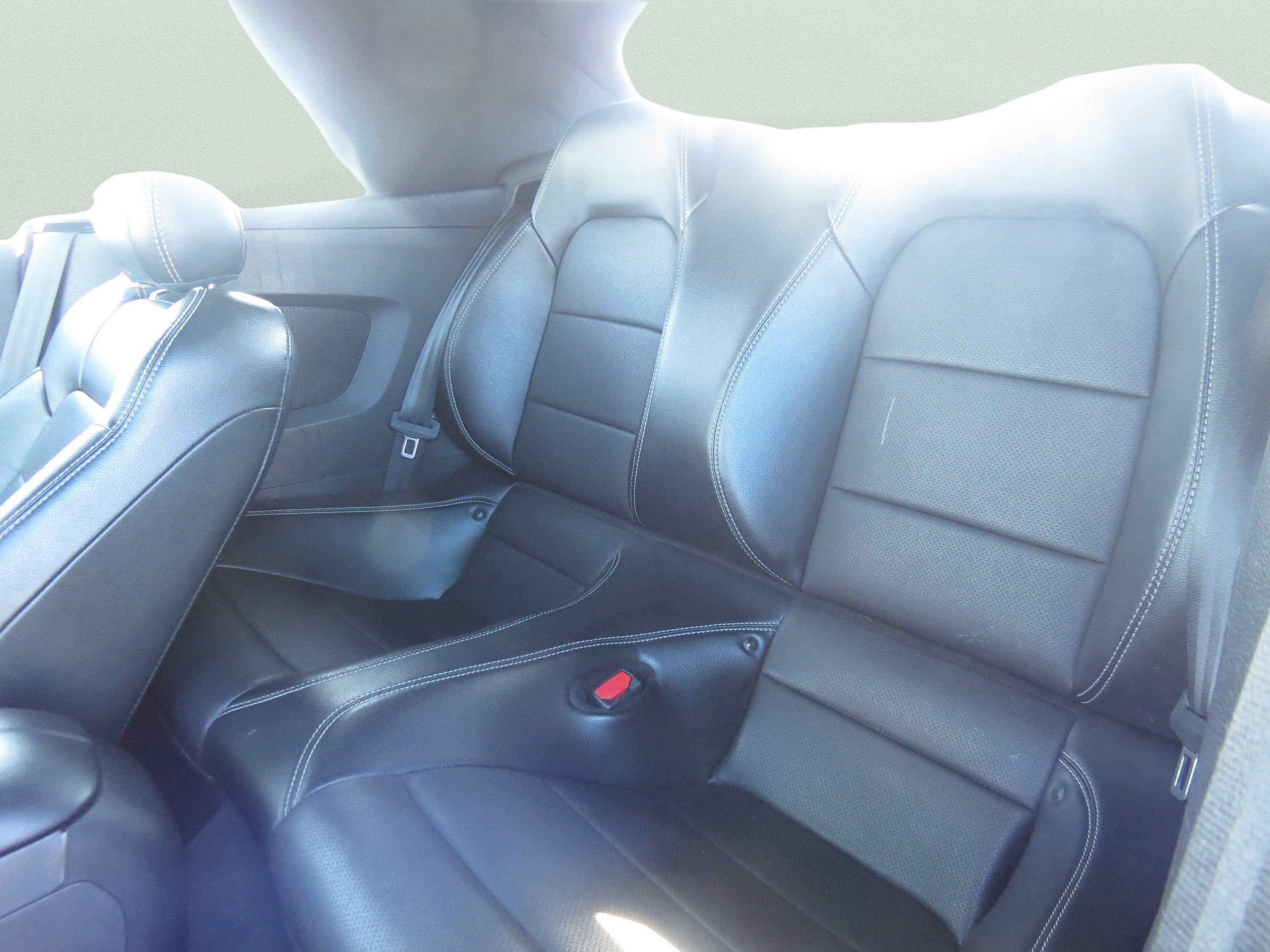 2022 Ford Mustang Base