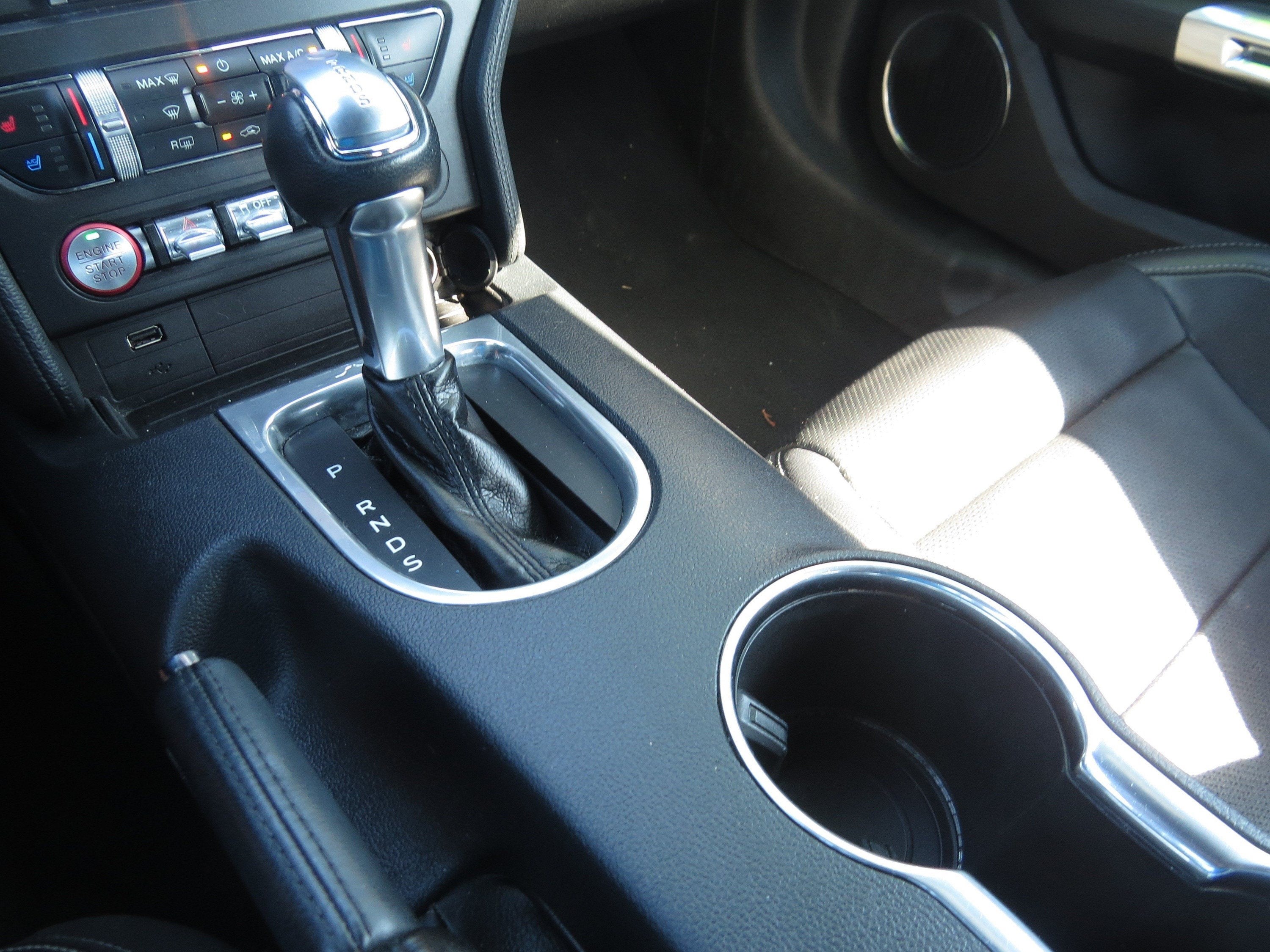 2022 Ford Mustang Base