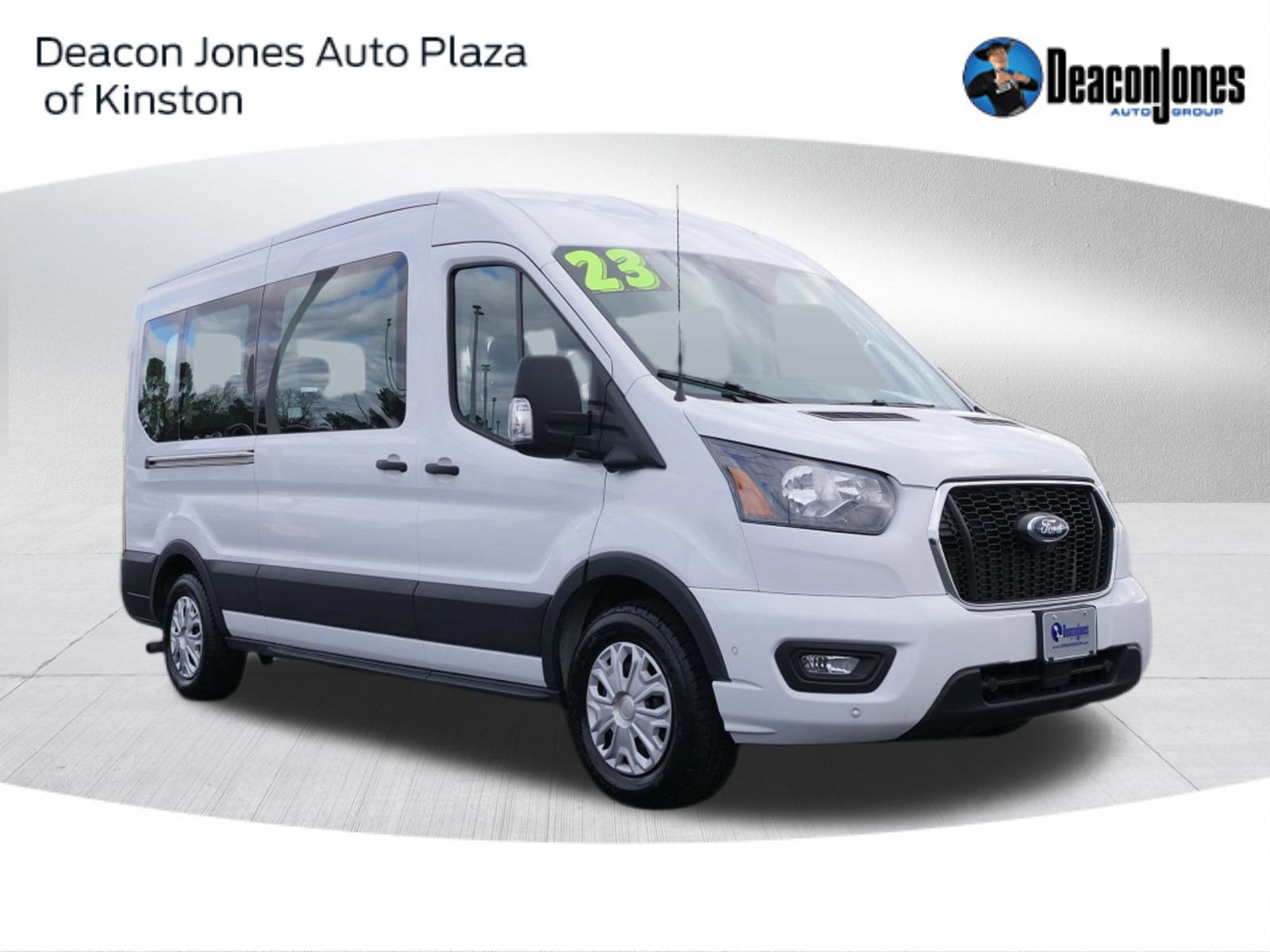 2023 Ford Transit Passenger Wagon Base