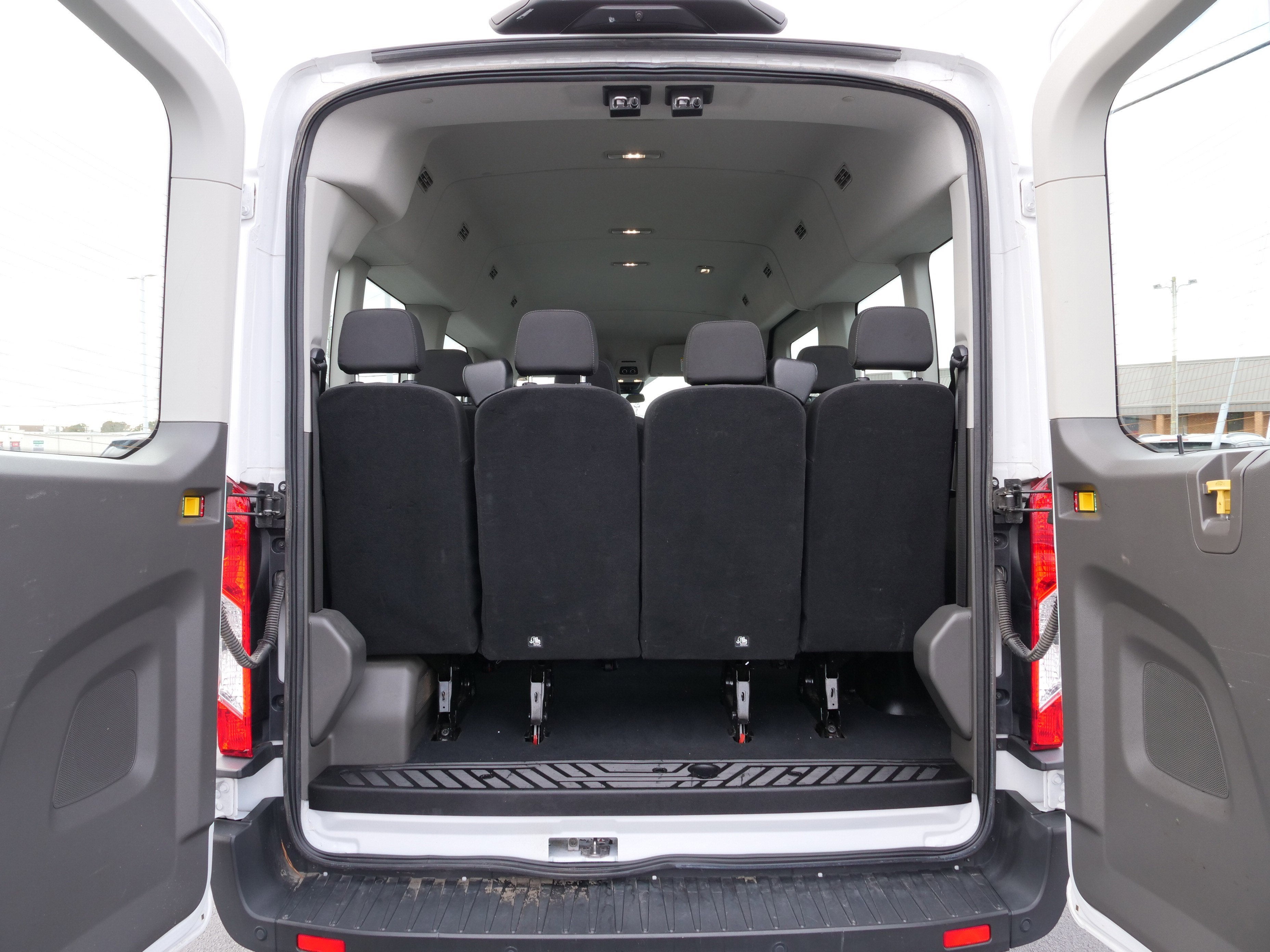 2023 Ford Transit Passenger Wagon Base
