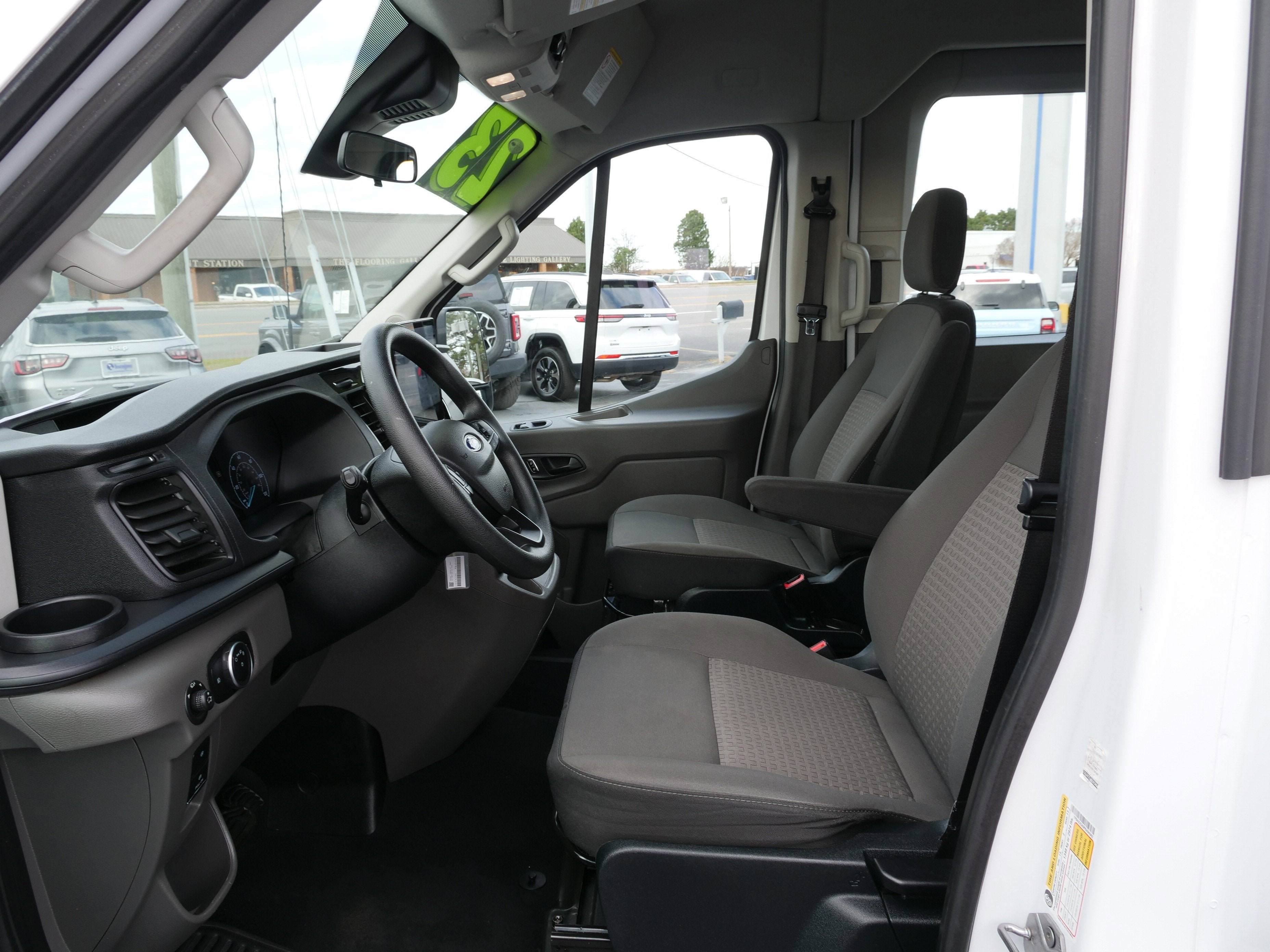 2023 Ford Transit Passenger Wagon Base