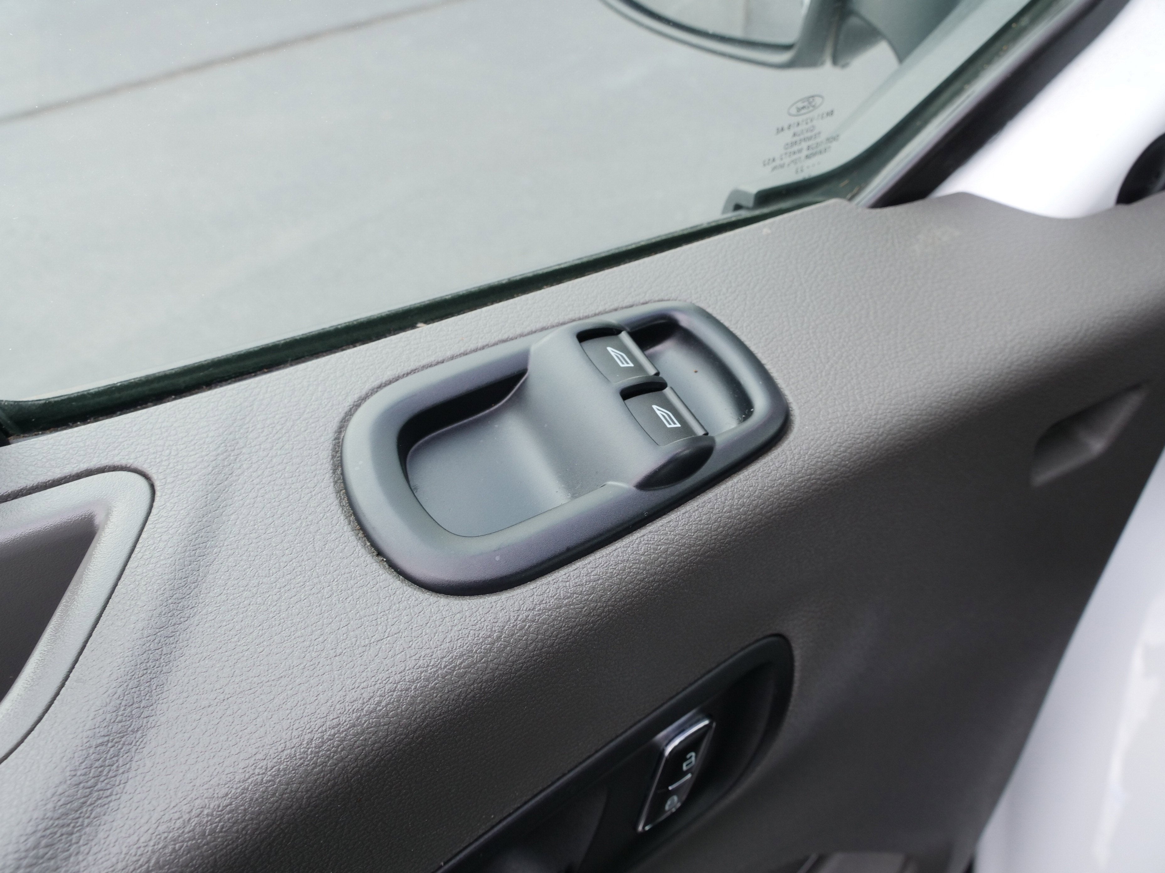 2023 Ford Transit Passenger Wagon Base