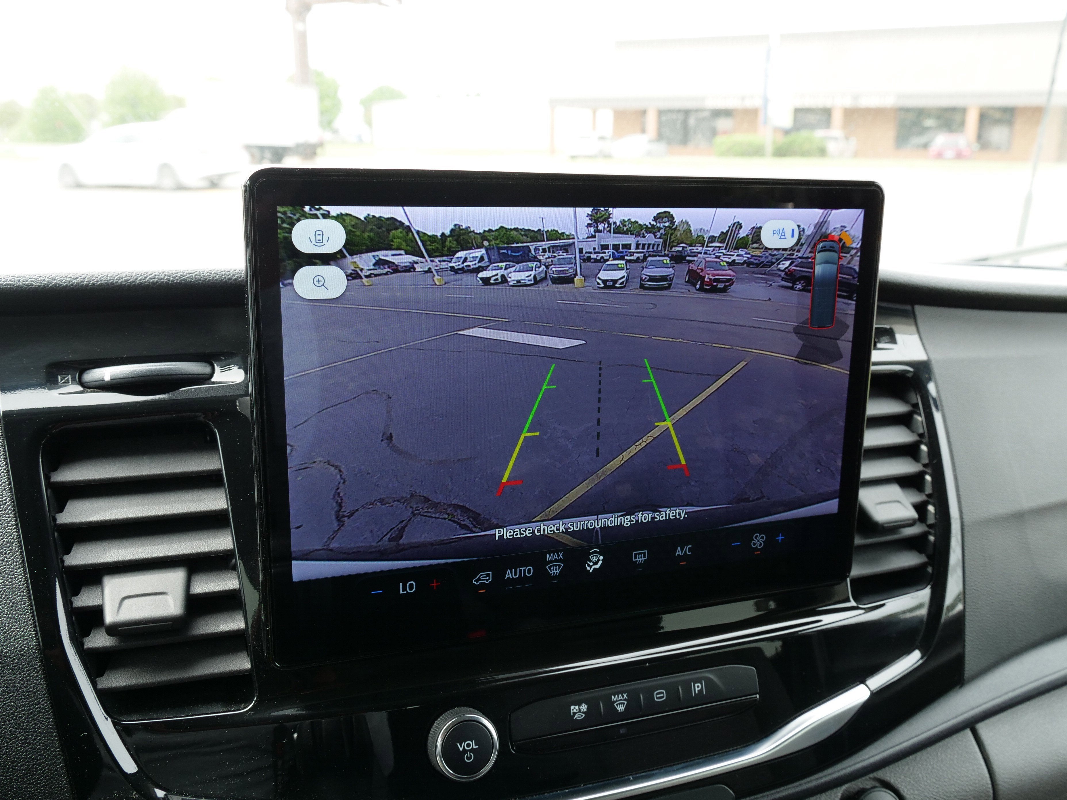 2024 Ford Transit Passenger Wagon Base