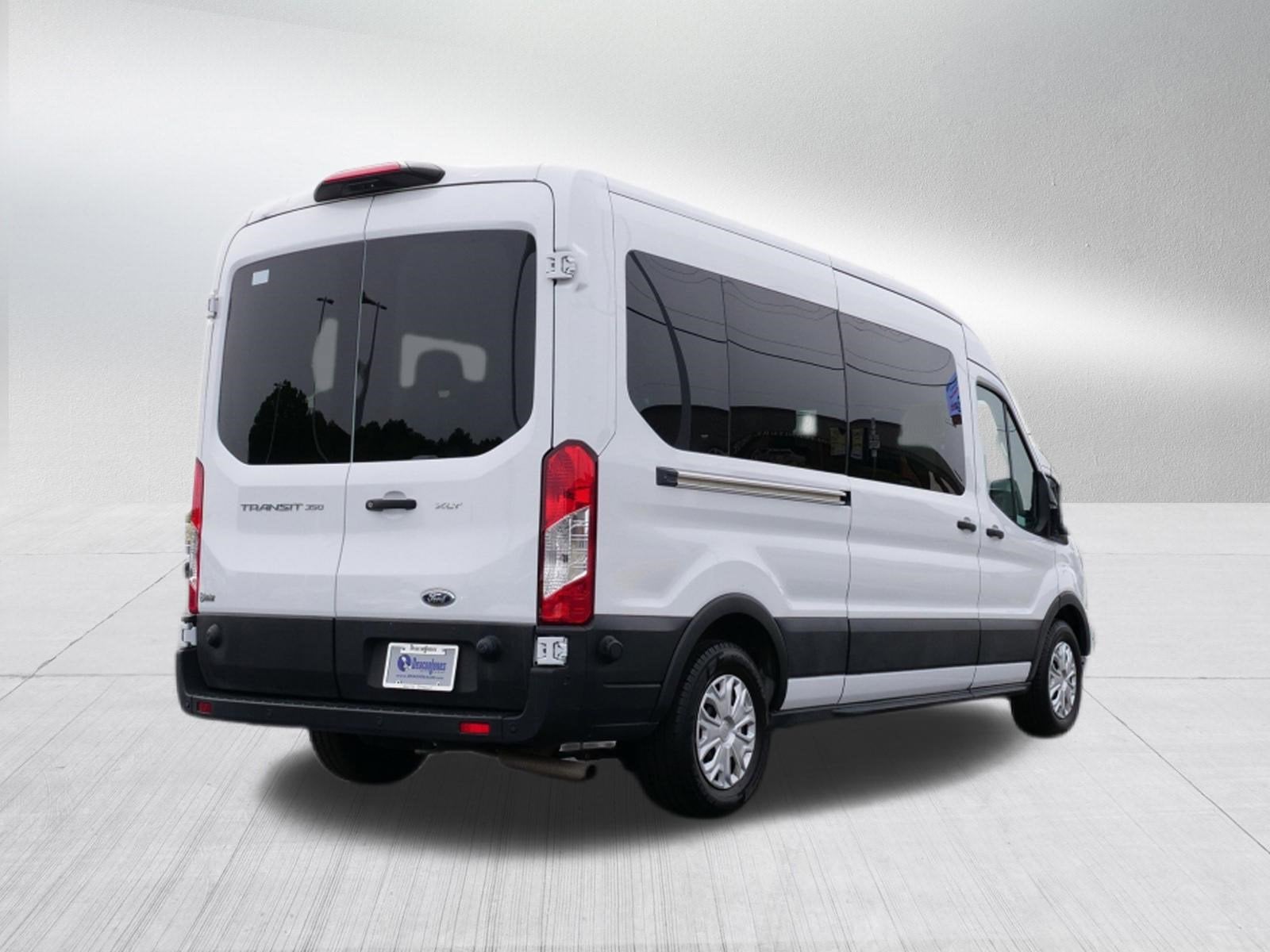2024 Ford Transit Passenger Wagon Base