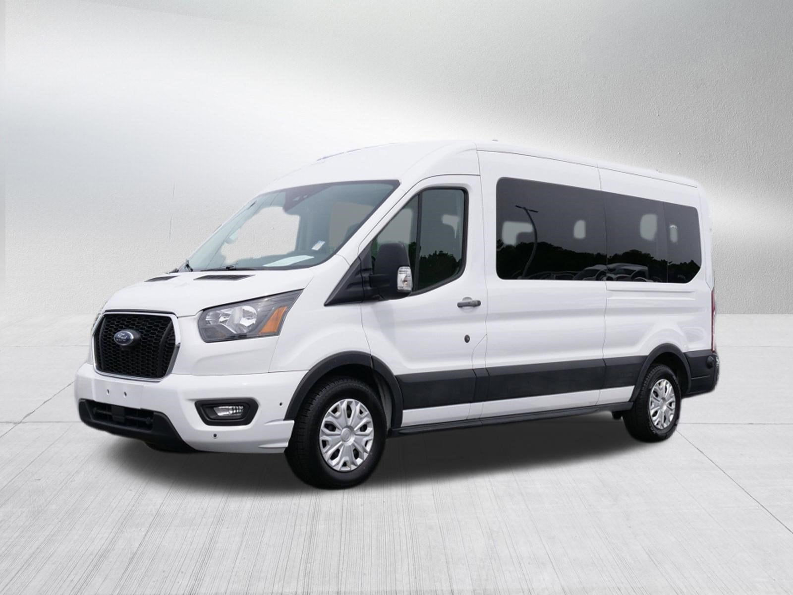 2024 Ford Transit Passenger Wagon Base