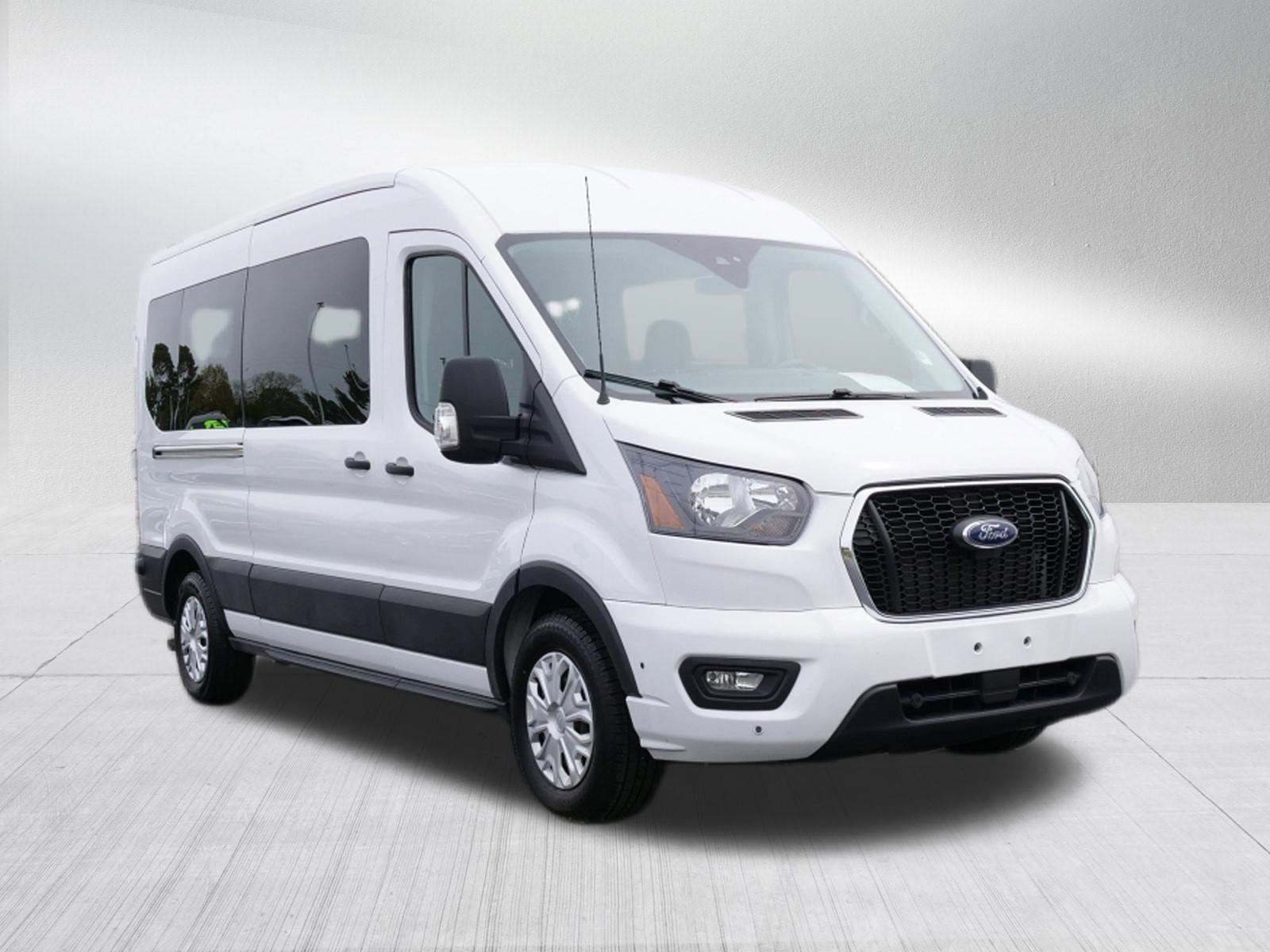 2024 Ford Transit Passenger Wagon Base