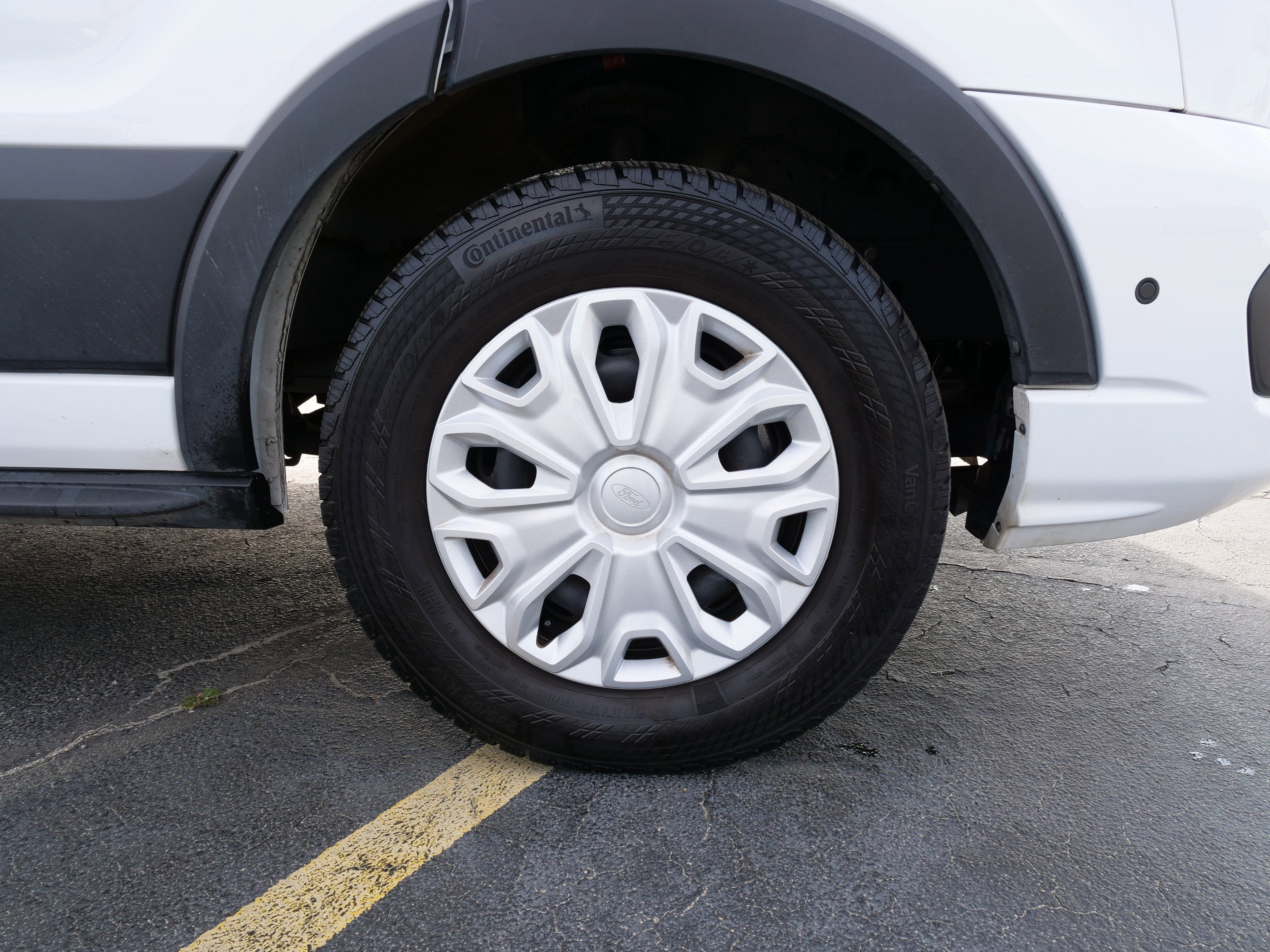 2024 Ford Transit Passenger Wagon Base