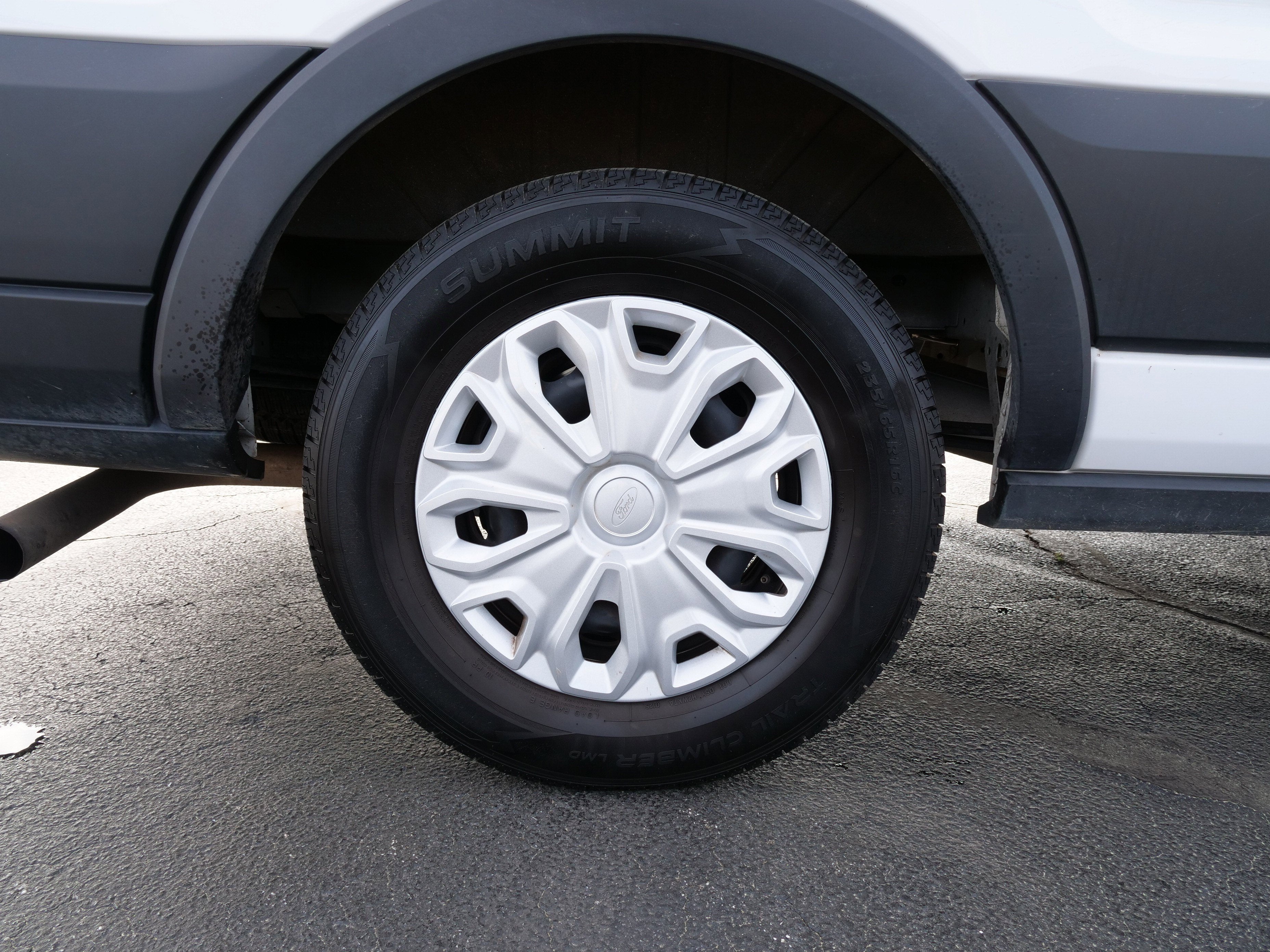 2024 Ford Transit Passenger Wagon Base